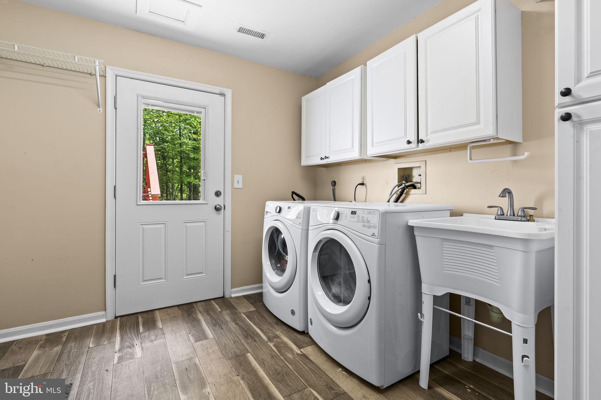 BROOKESIDE - Residential