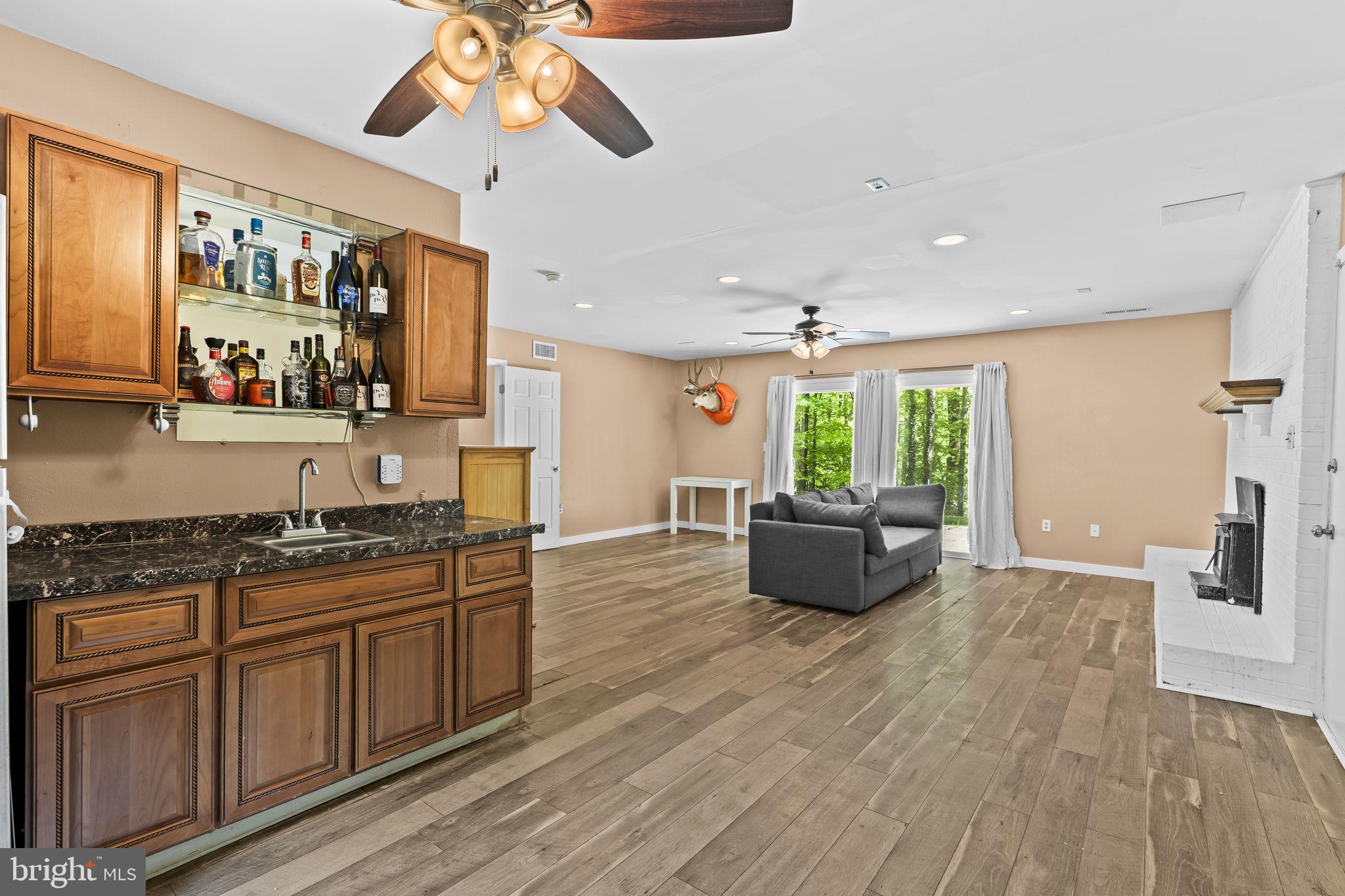 BROOKESIDE - Residential