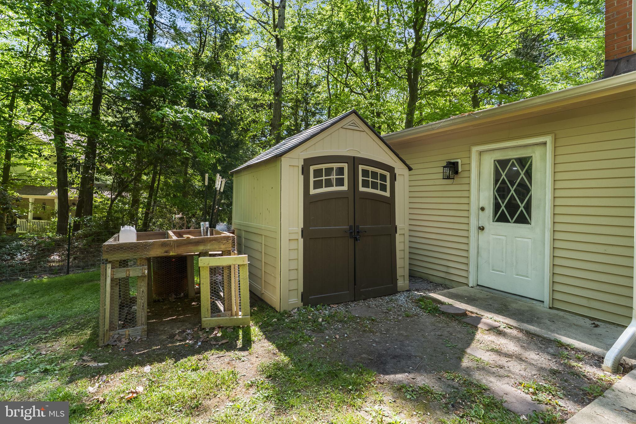 BROOKESIDE - Residential