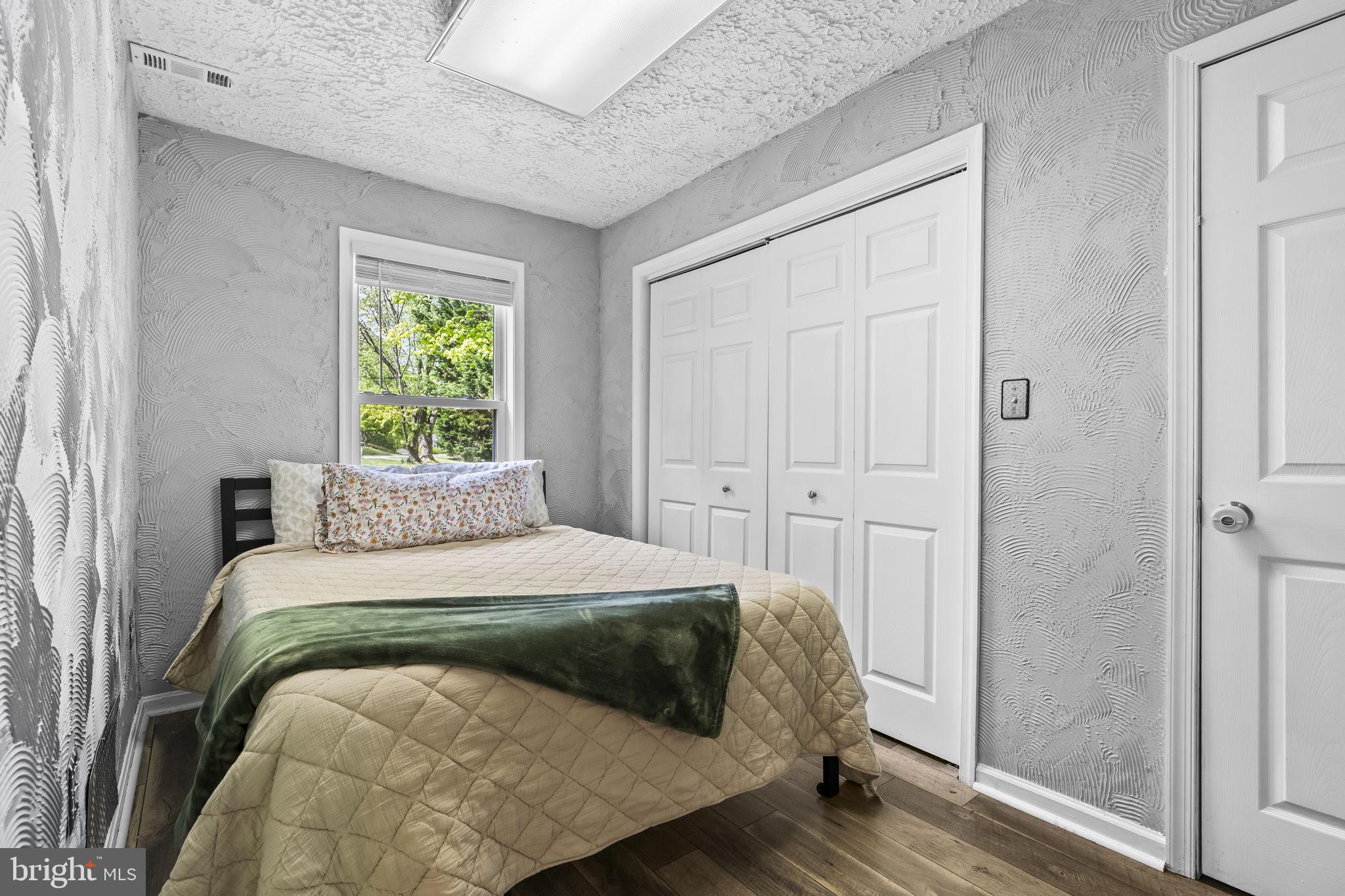 BROOKESIDE - Residential