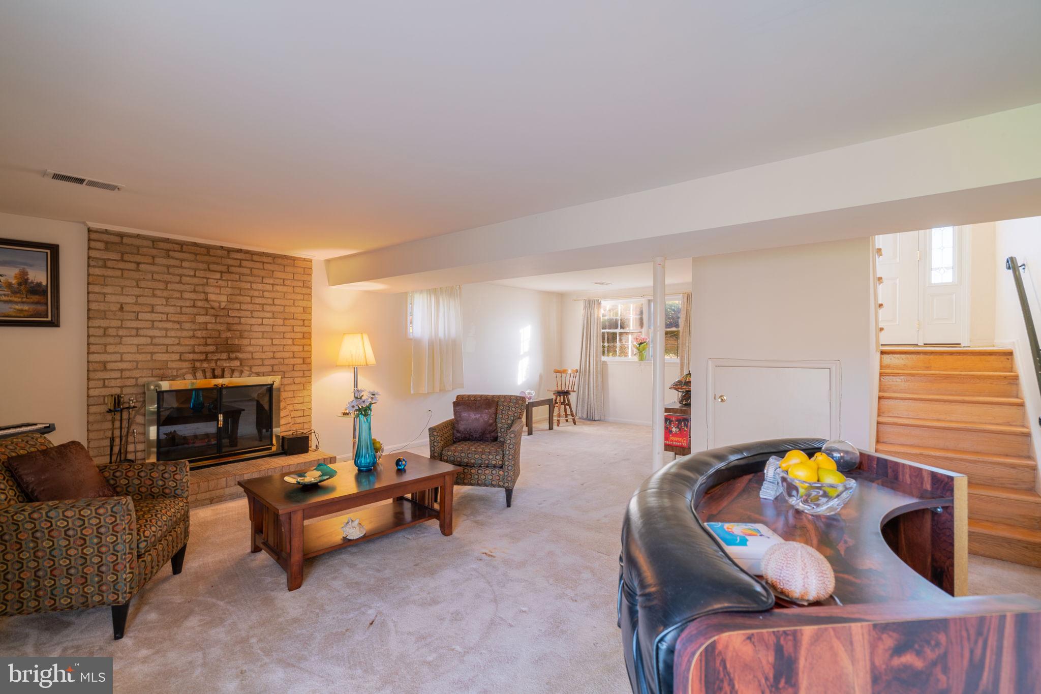 ASPEN HILL PARK - Residential