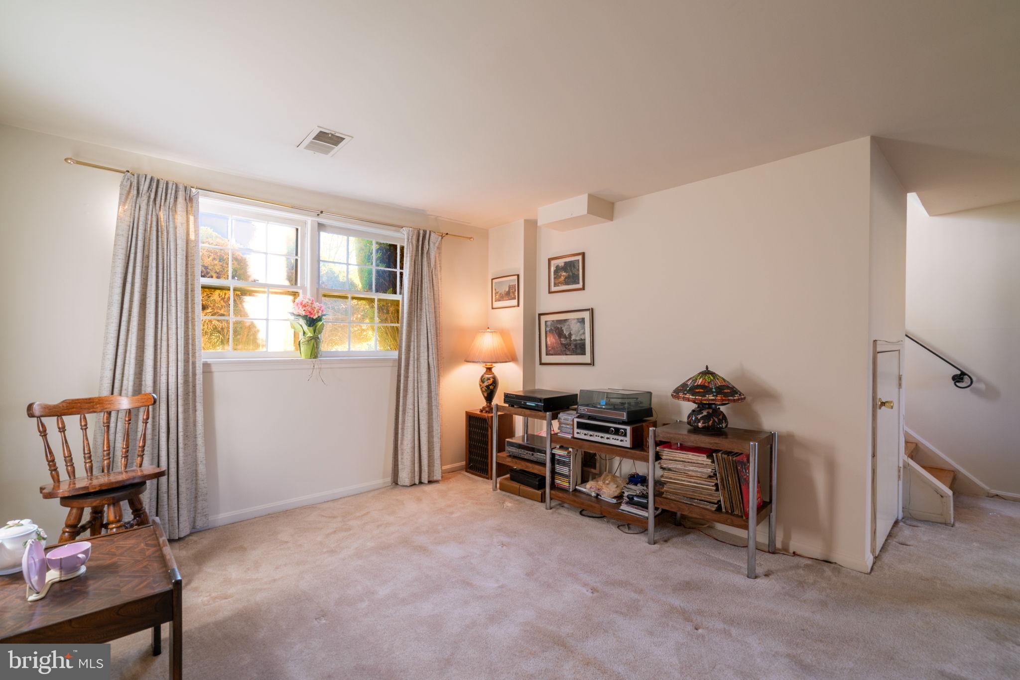 ASPEN HILL PARK - Residential