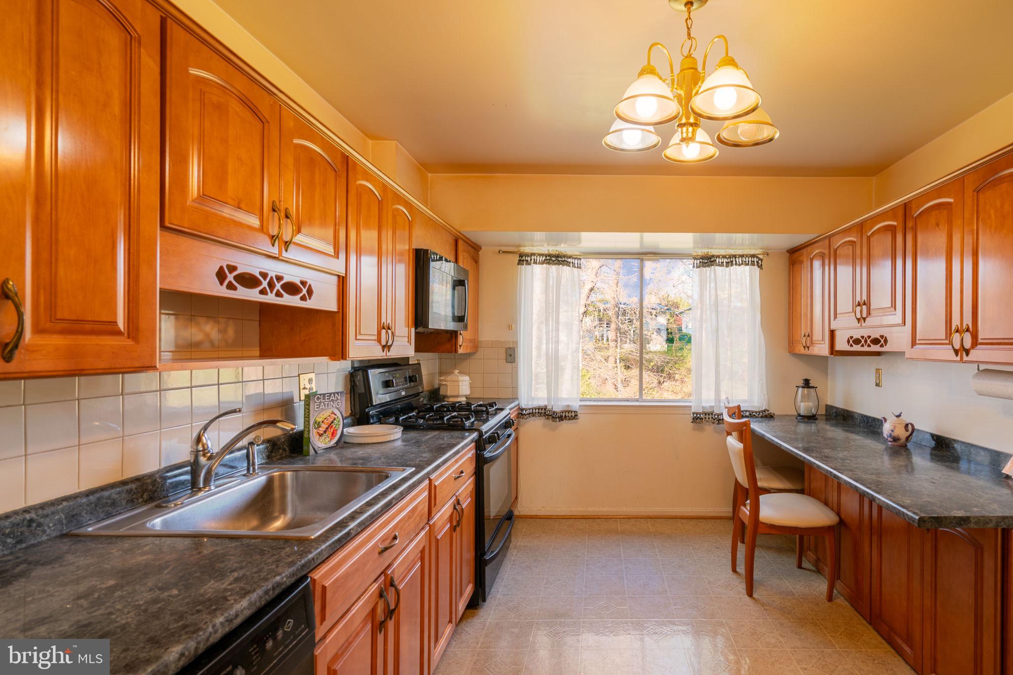 ASPEN HILL PARK - Residential