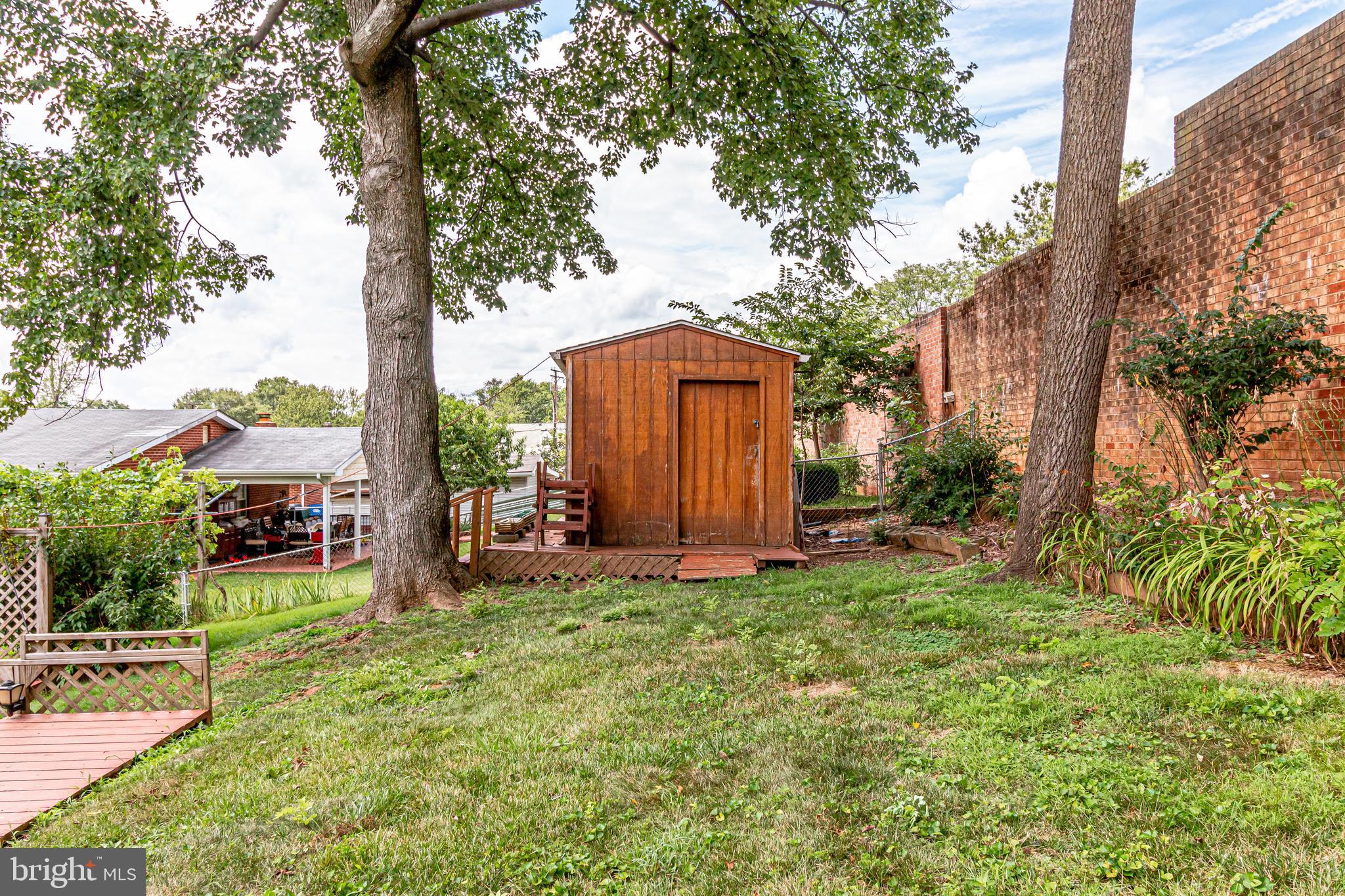 BOGERS FENWICK PARK - Residential