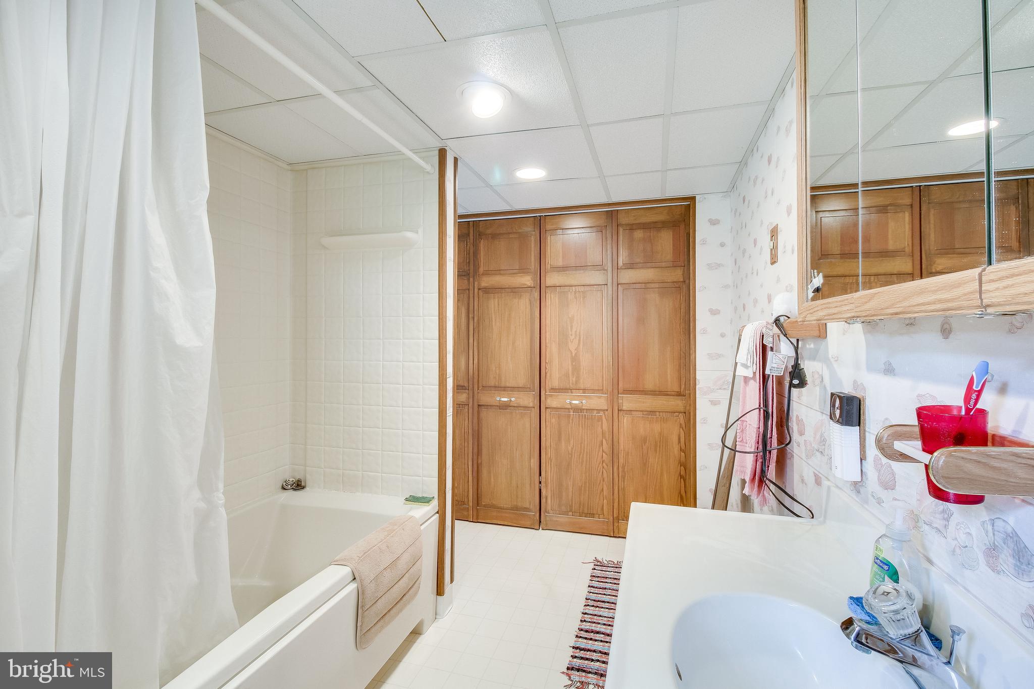 BOGERS FENWICK PARK - Residential