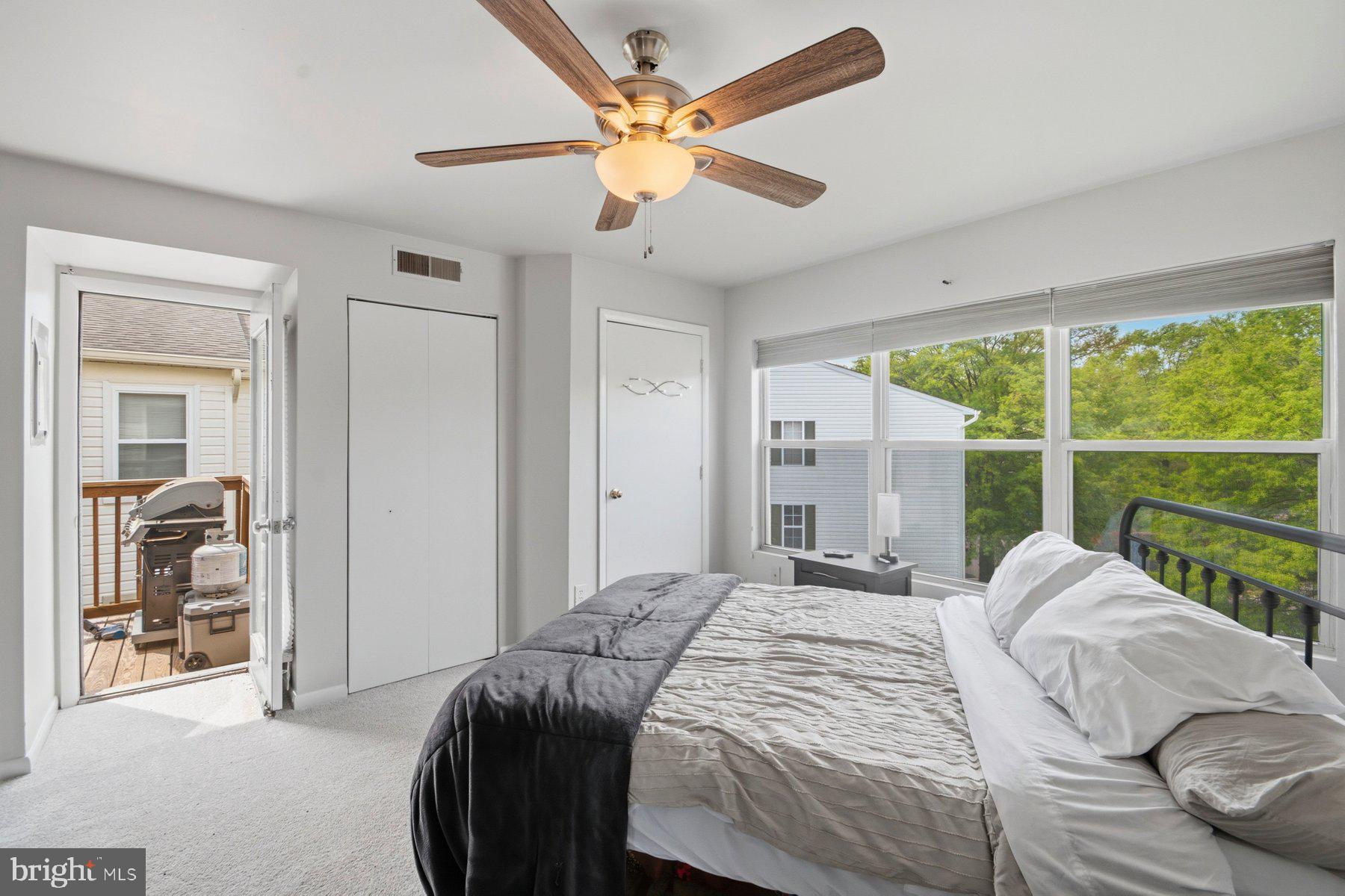 ANNAPOLIS OVERLOOK - Residential