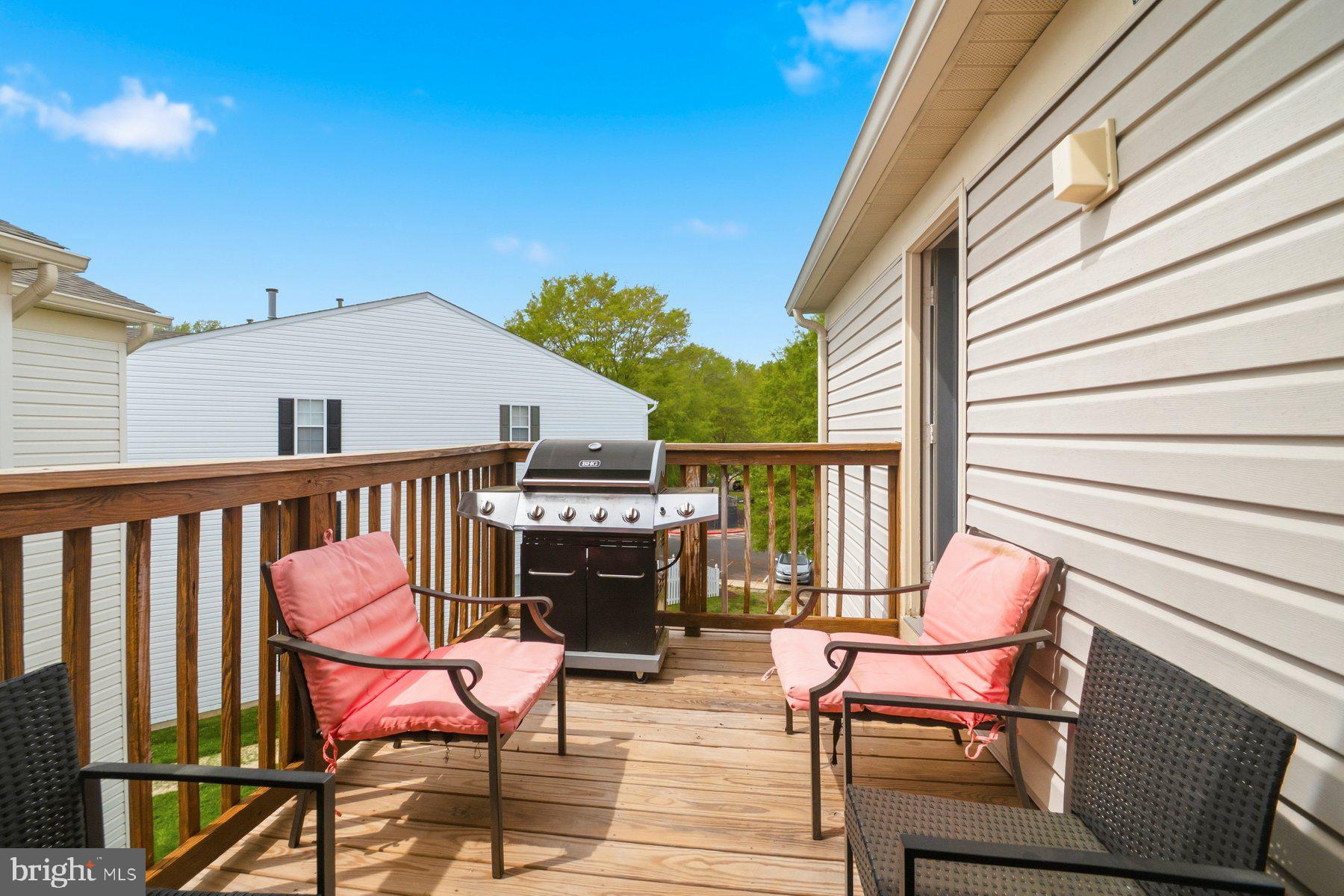 ANNAPOLIS OVERLOOK - Residential