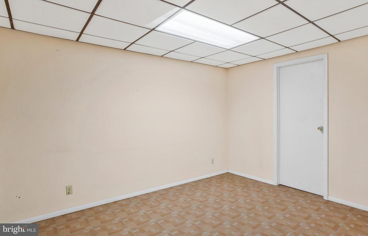 THE HIGHLANDS - Residential