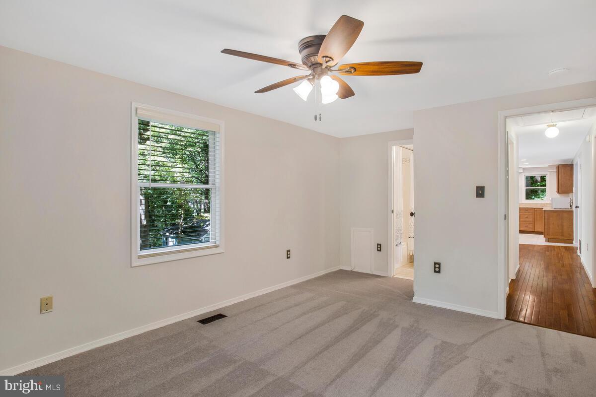 THE HIGHLANDS - Residential