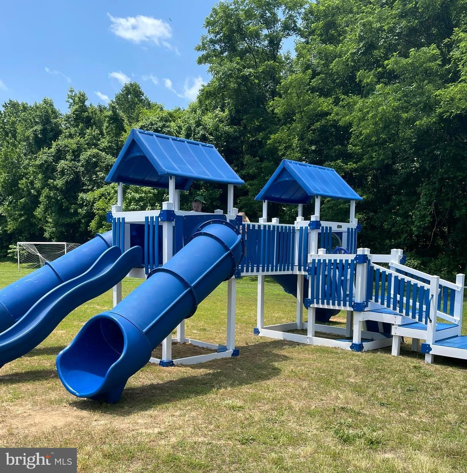 THE HIGHLANDS - Residential