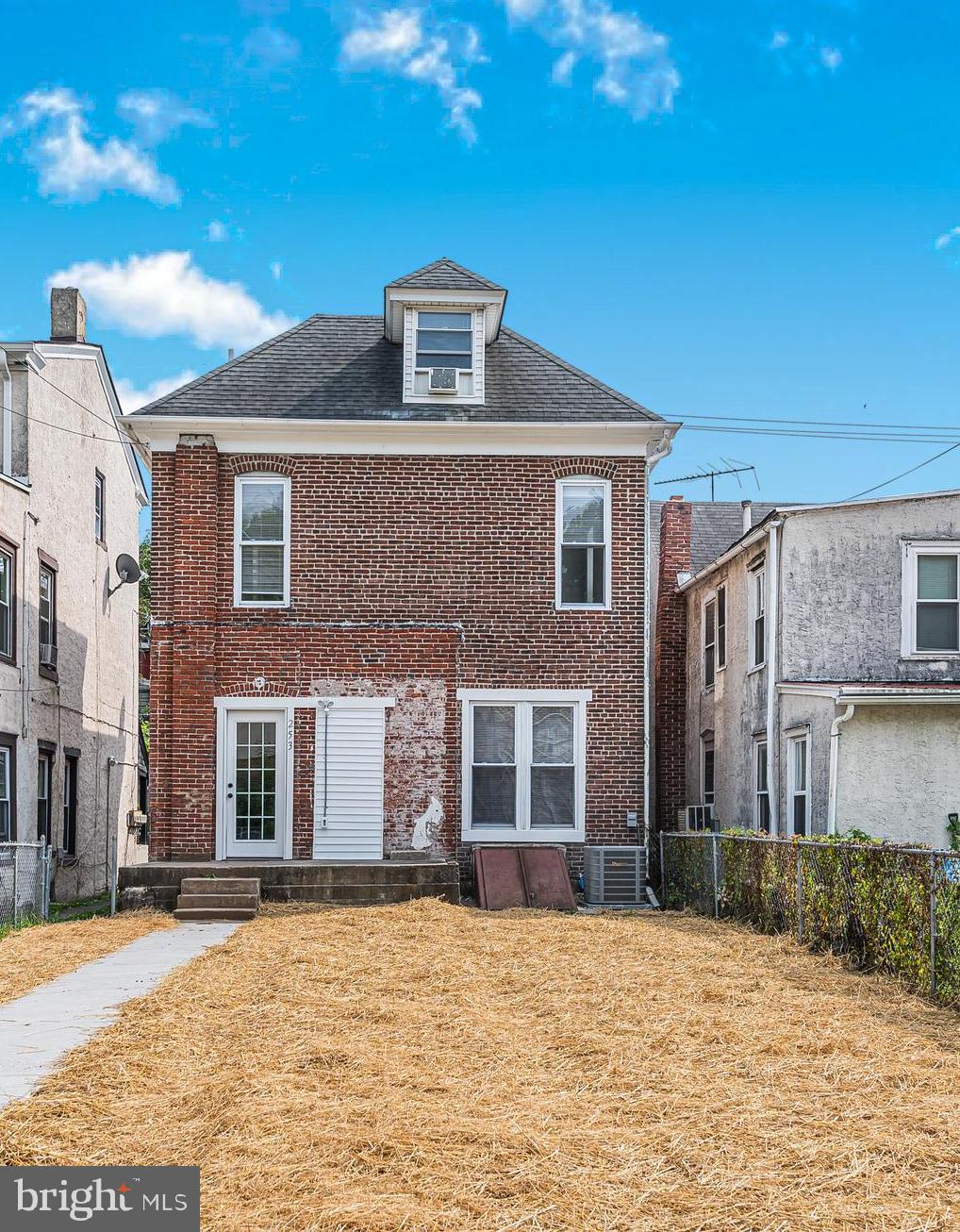 NONE AVAILABLE - Residential Lease