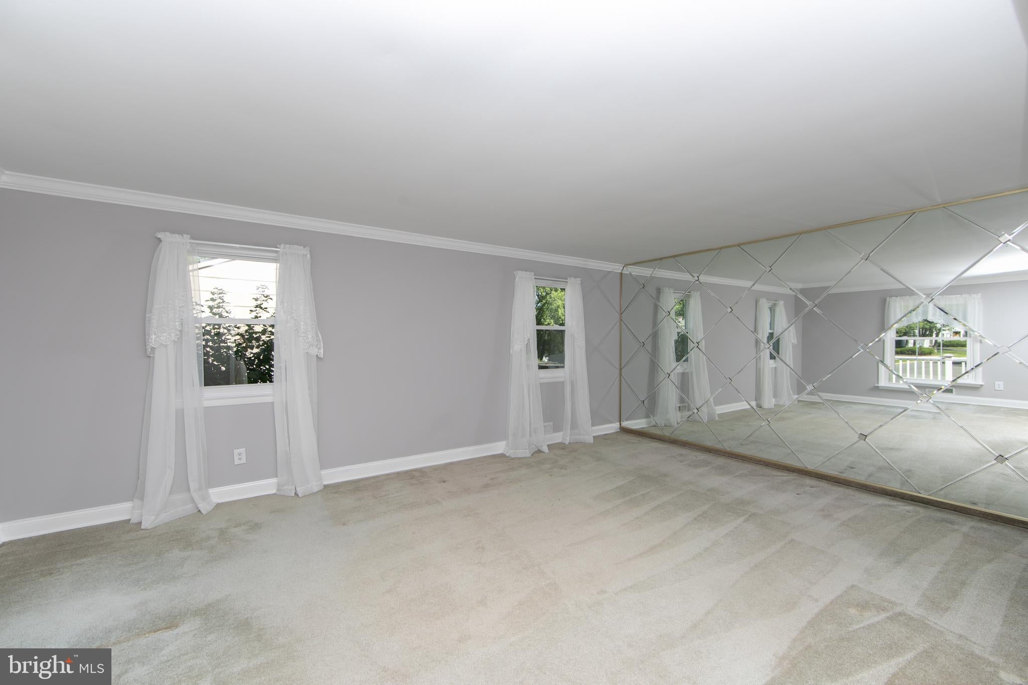 1944 BIRCHWOOD PARK DRIVE N
