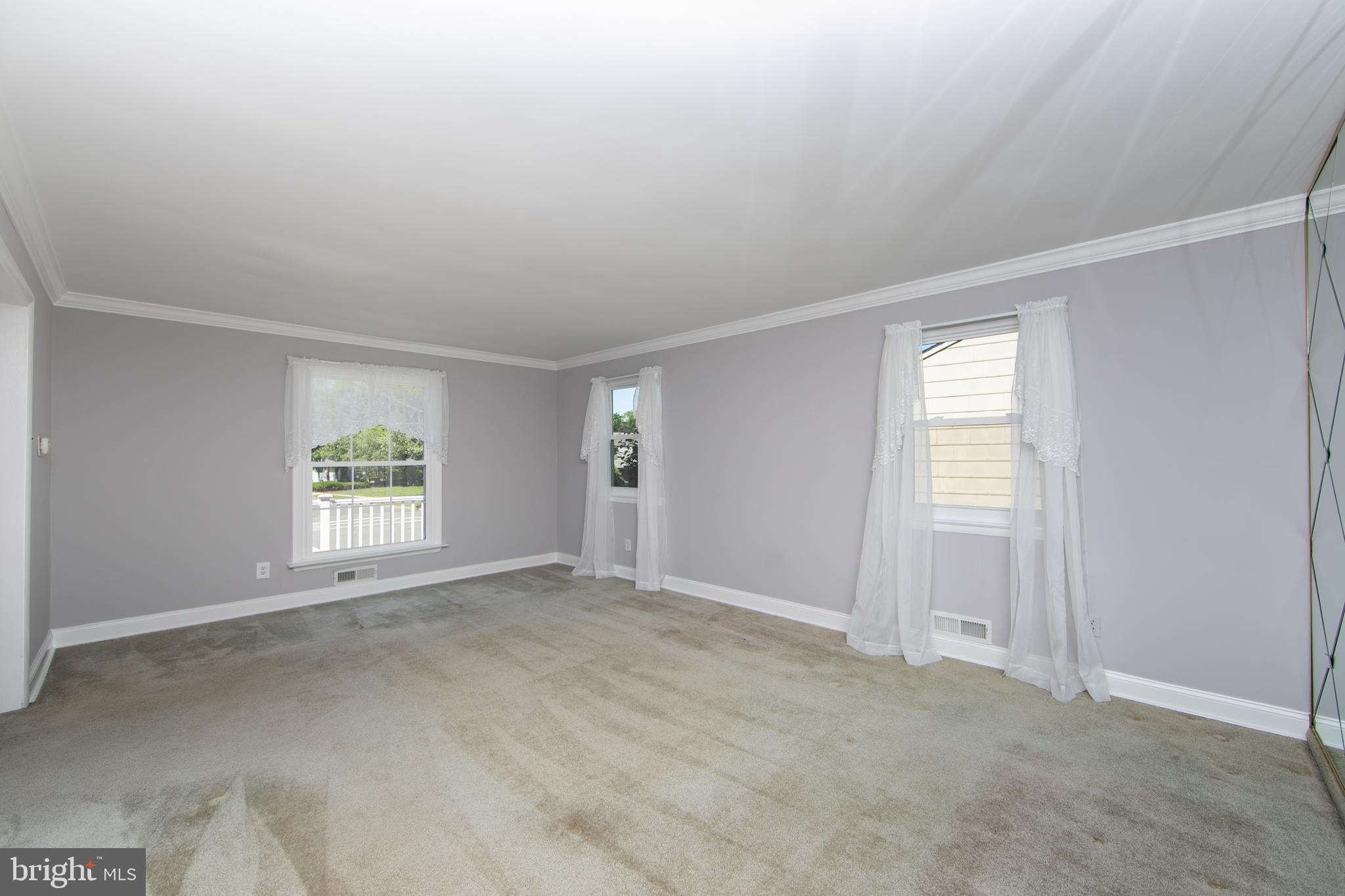 1944 BIRCHWOOD PARK DRIVE N