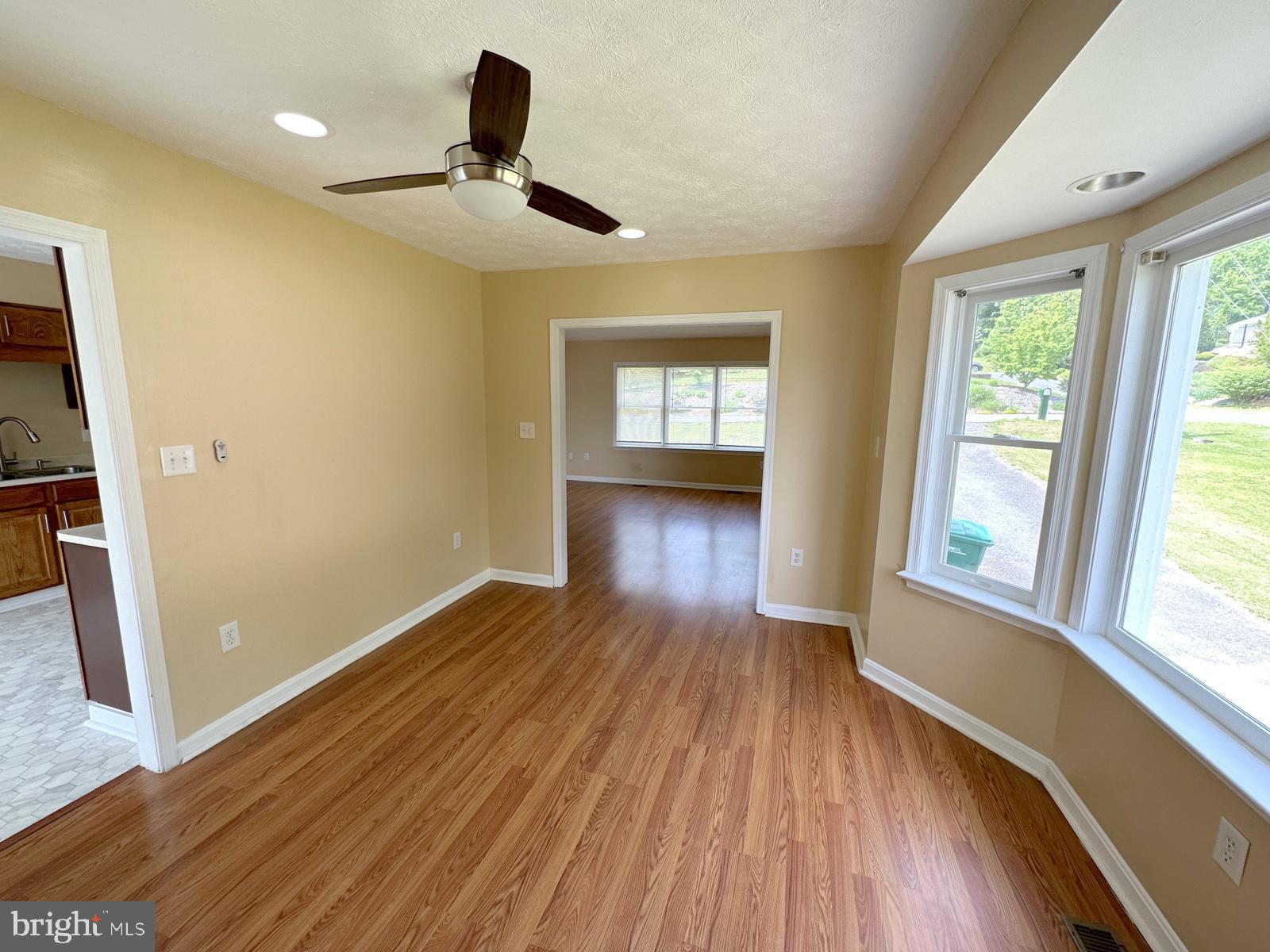 FOREST HILLS - Residential