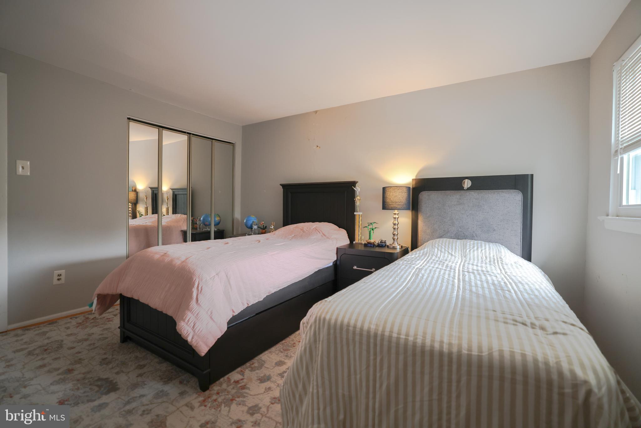 SOMERTON - Residential