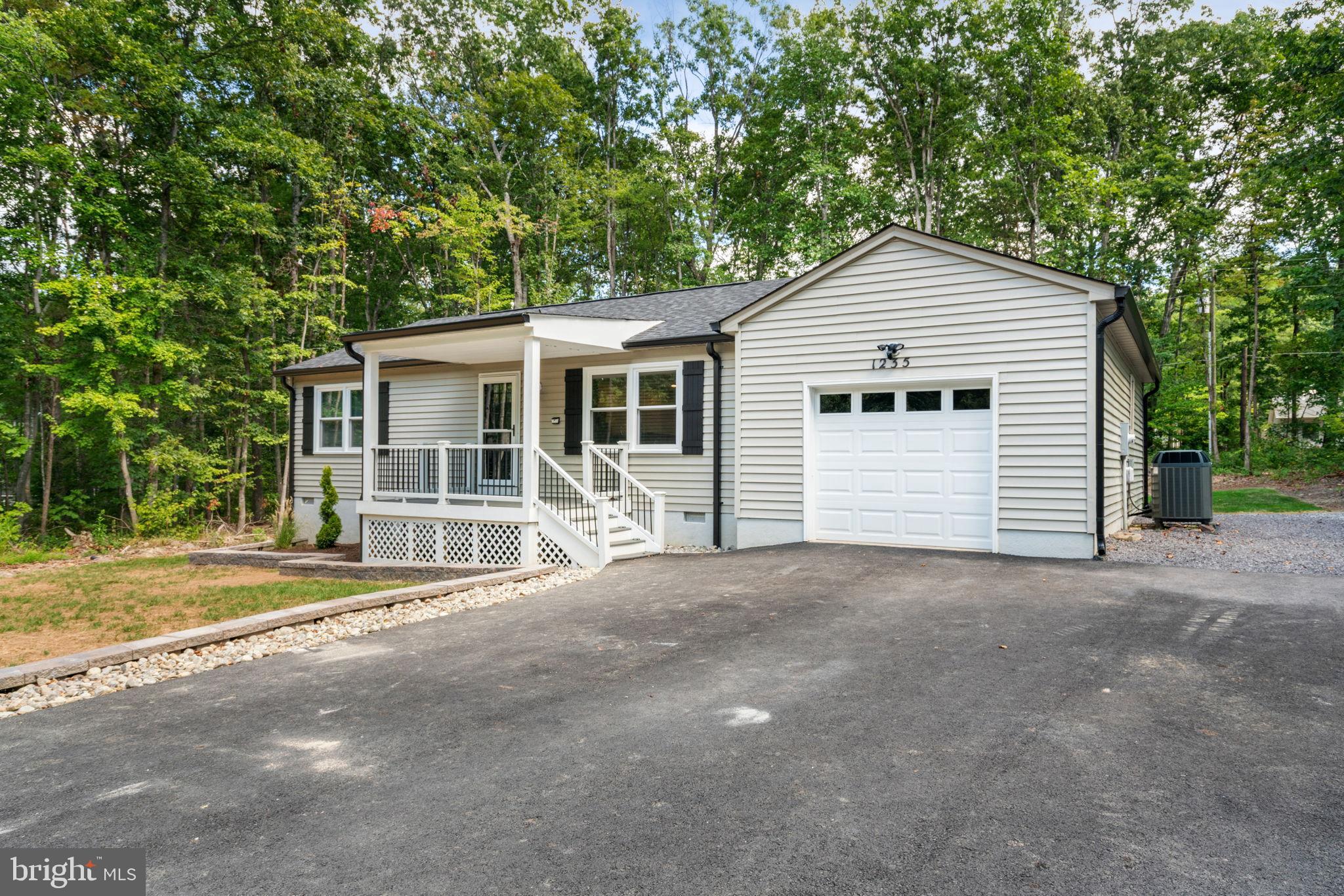 LAKE OF THE WOODS - Residential