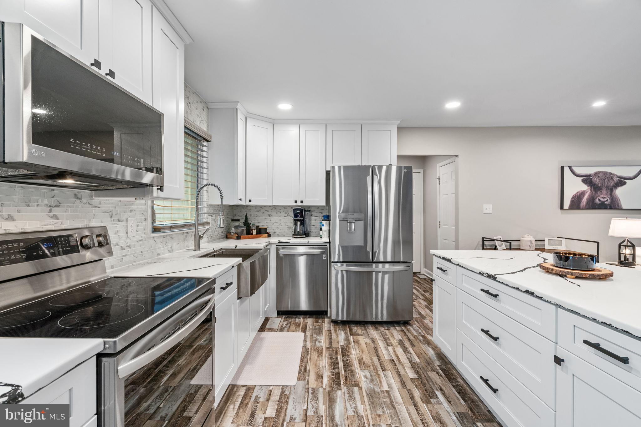 LAKE OF THE WOODS - Residential