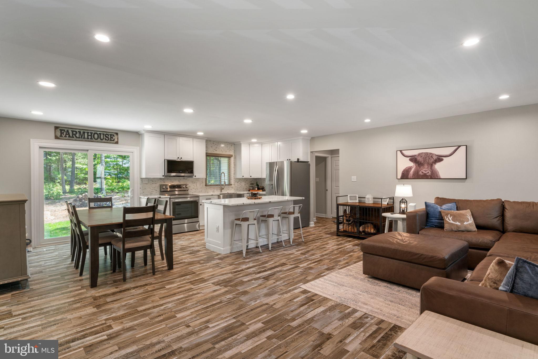 LAKE OF THE WOODS - Residential