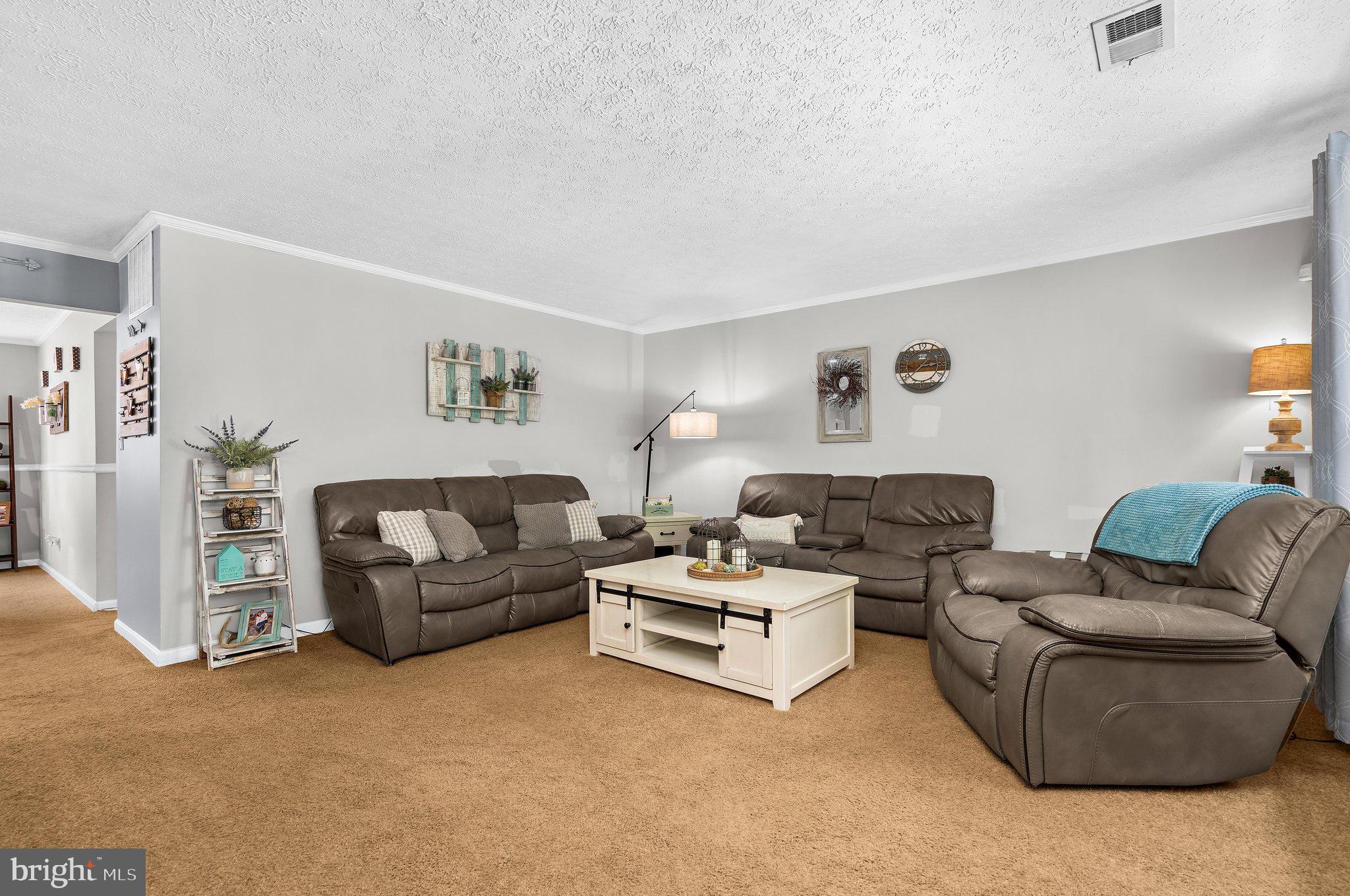 553 HARVEST ROAD