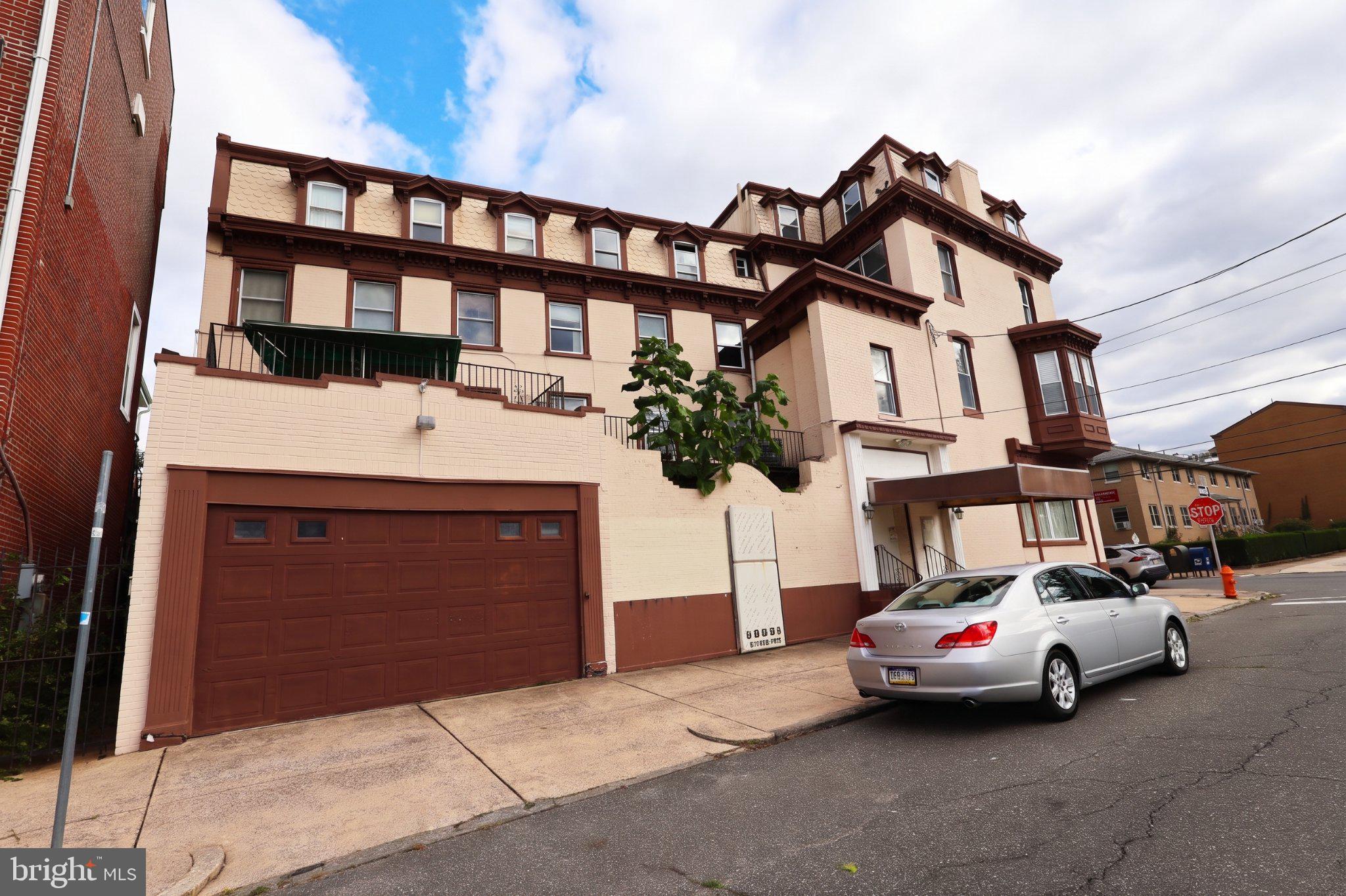 717 BROWN STREET