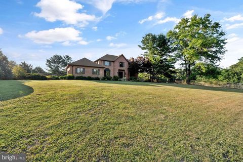 Homes For Sale - 2 Arden Valley Court<br/> SPARKS GLENCOE, MD 21152