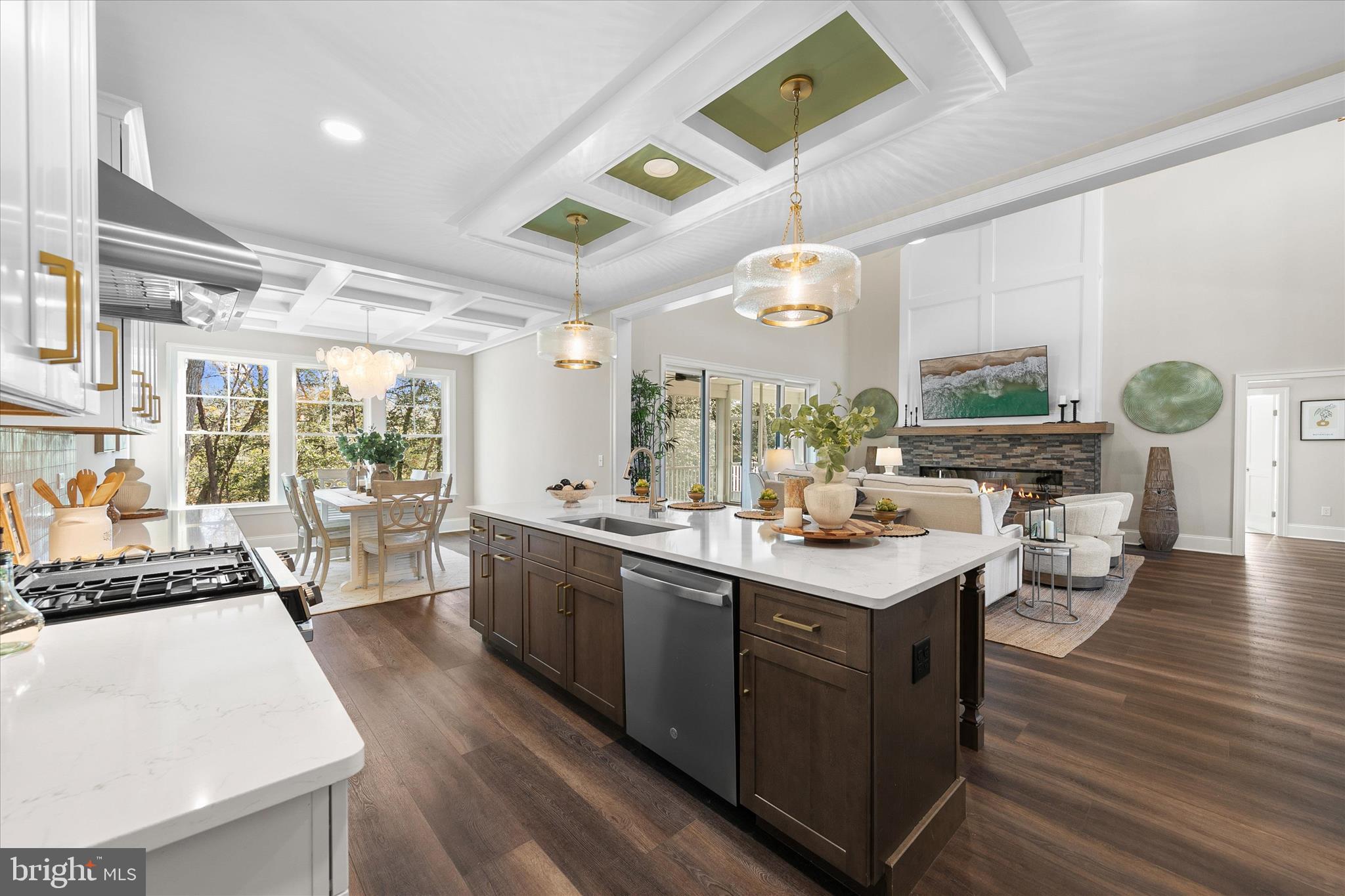 INGRAMS POINT - Residential