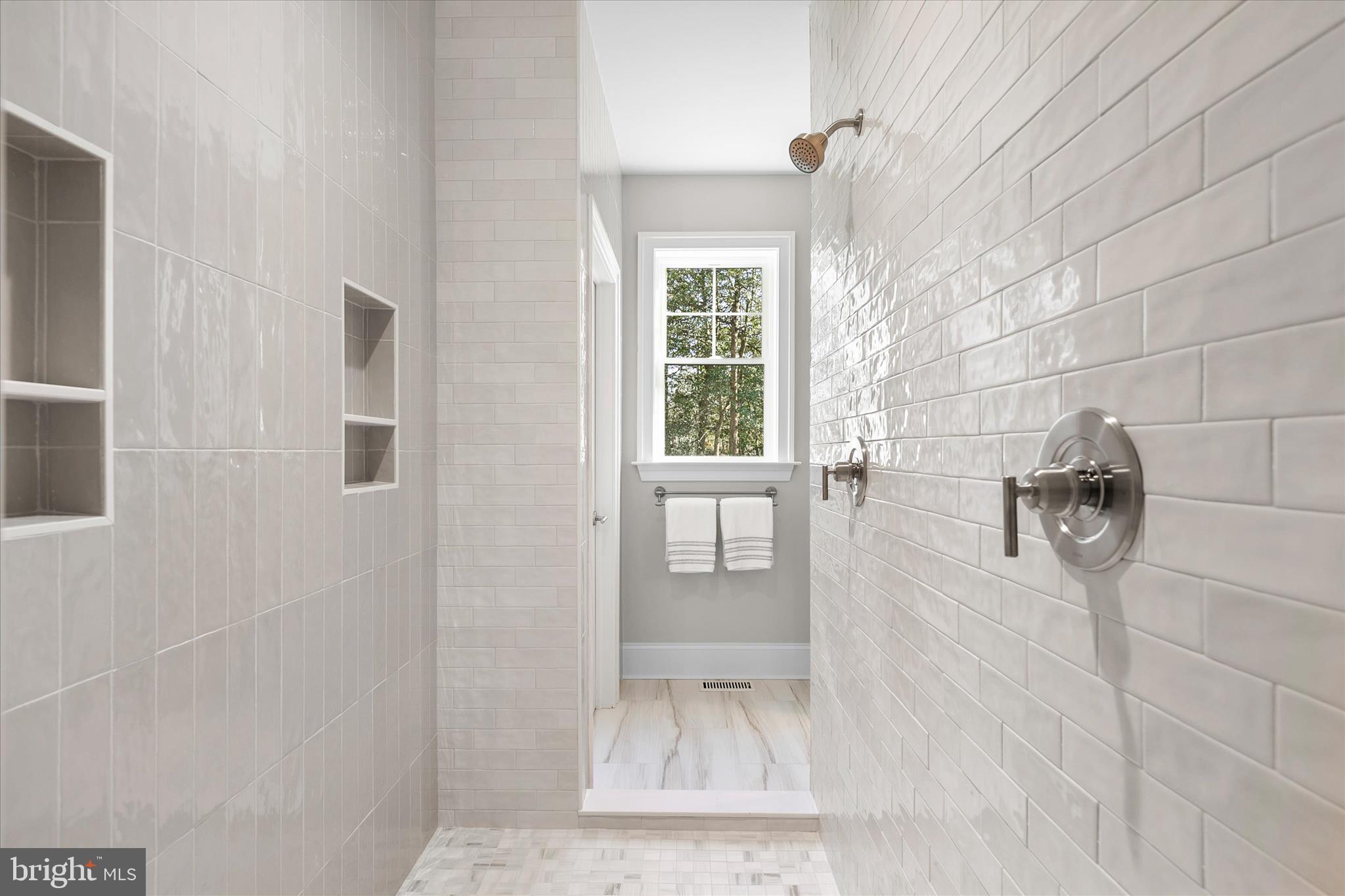 INGRAMS POINT - Residential