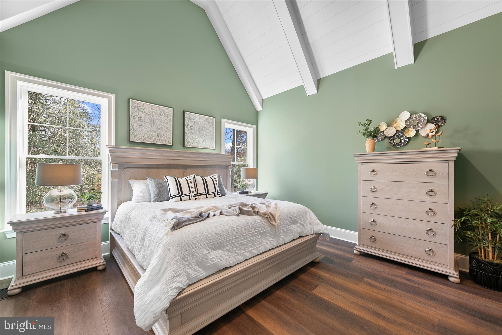 INGRAMS POINT - Residential