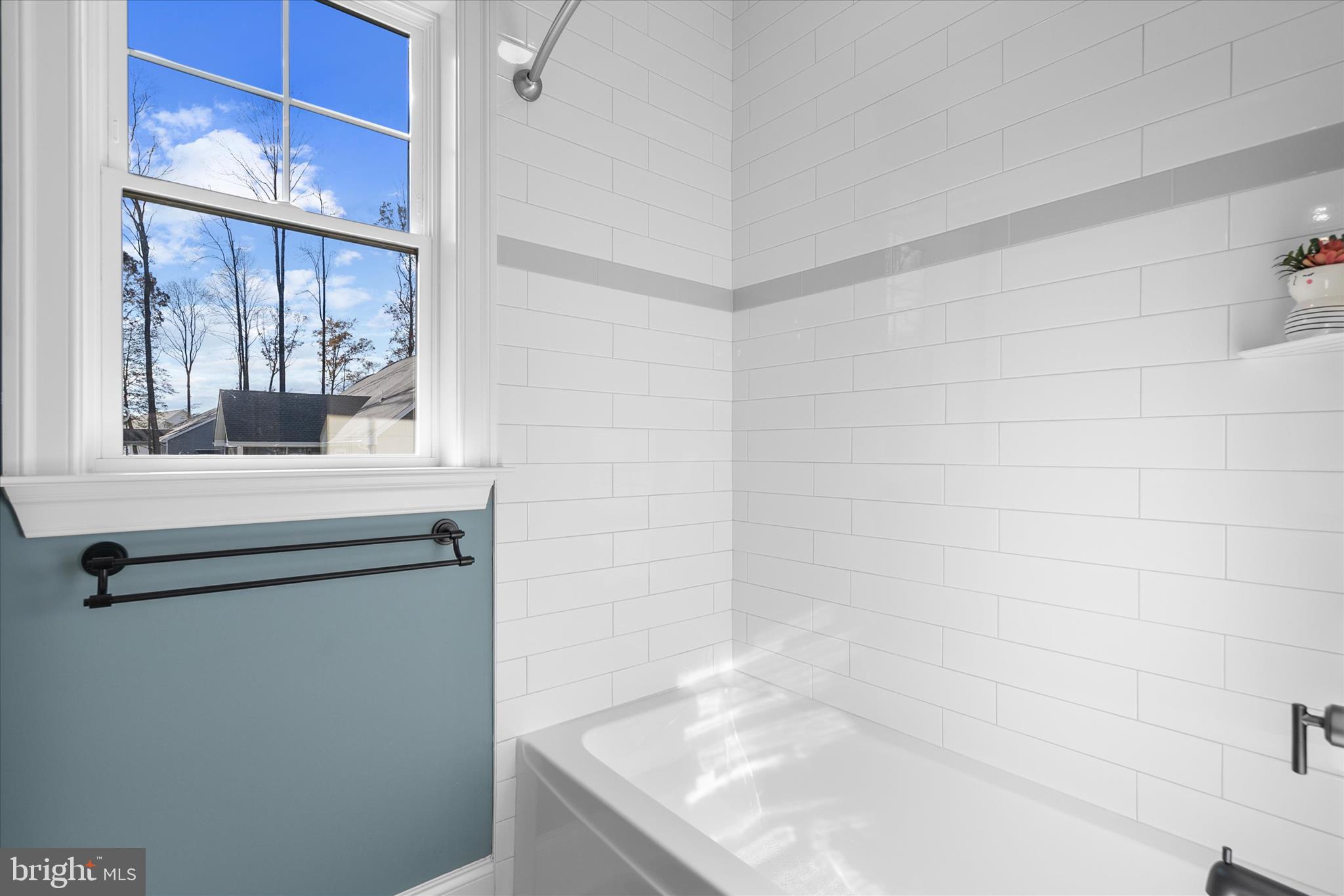 INGRAMS POINT - Residential