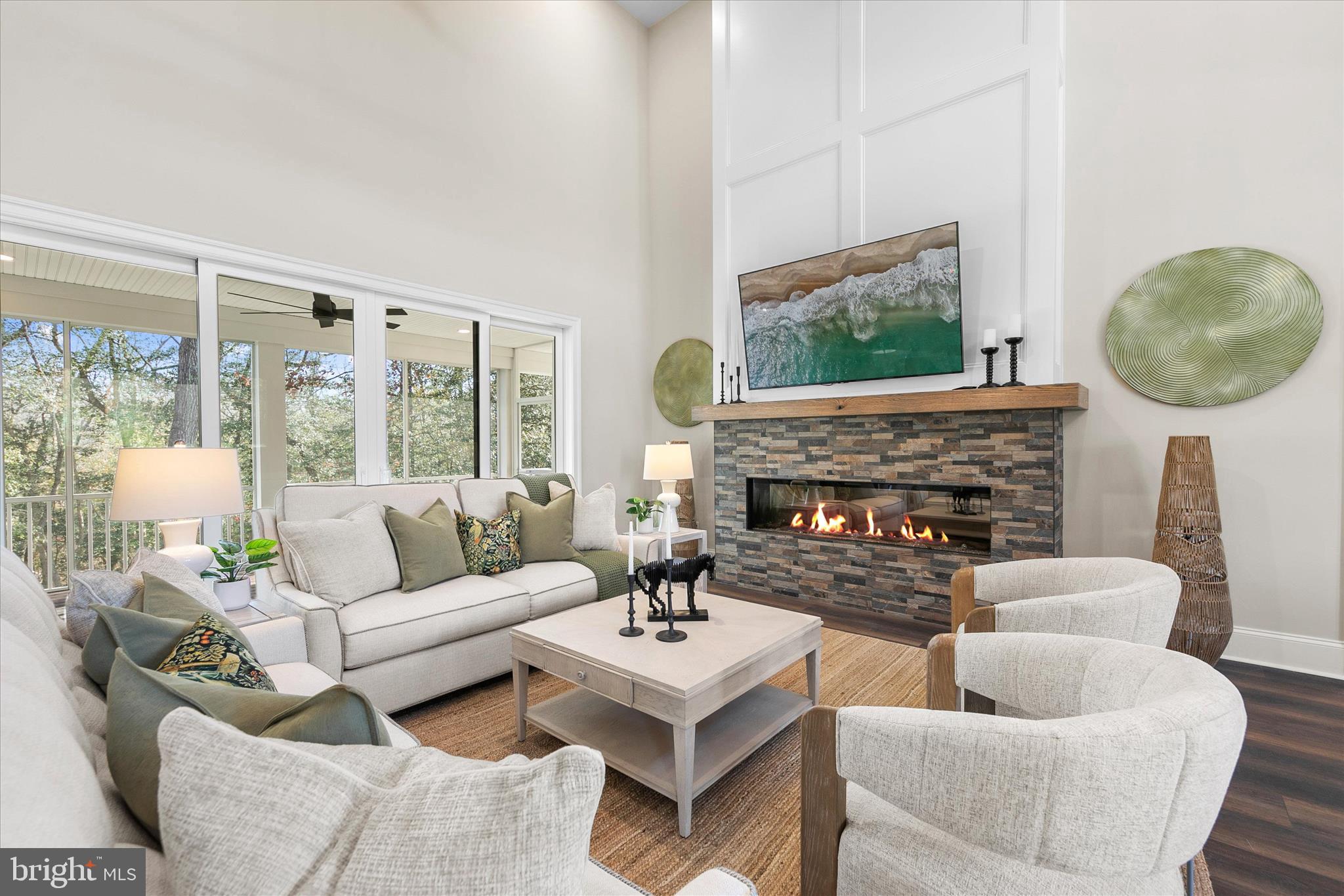 INGRAMS POINT - Residential