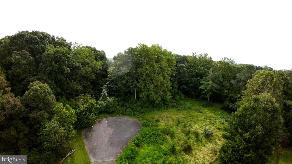 Photo of 17 Cedar Court, MIDDLETOWN, DE 19709 (MLS # DENC2090428)