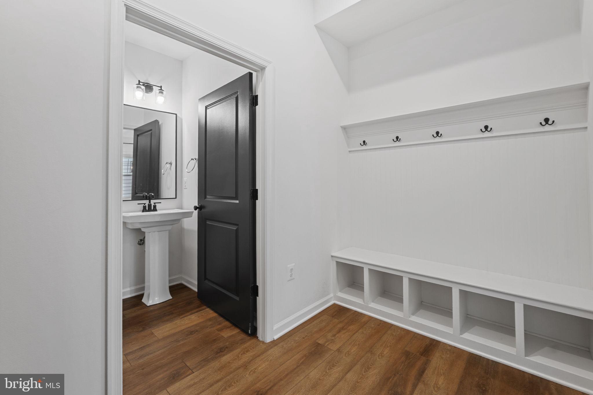 POTOMAC SHORES - Residential