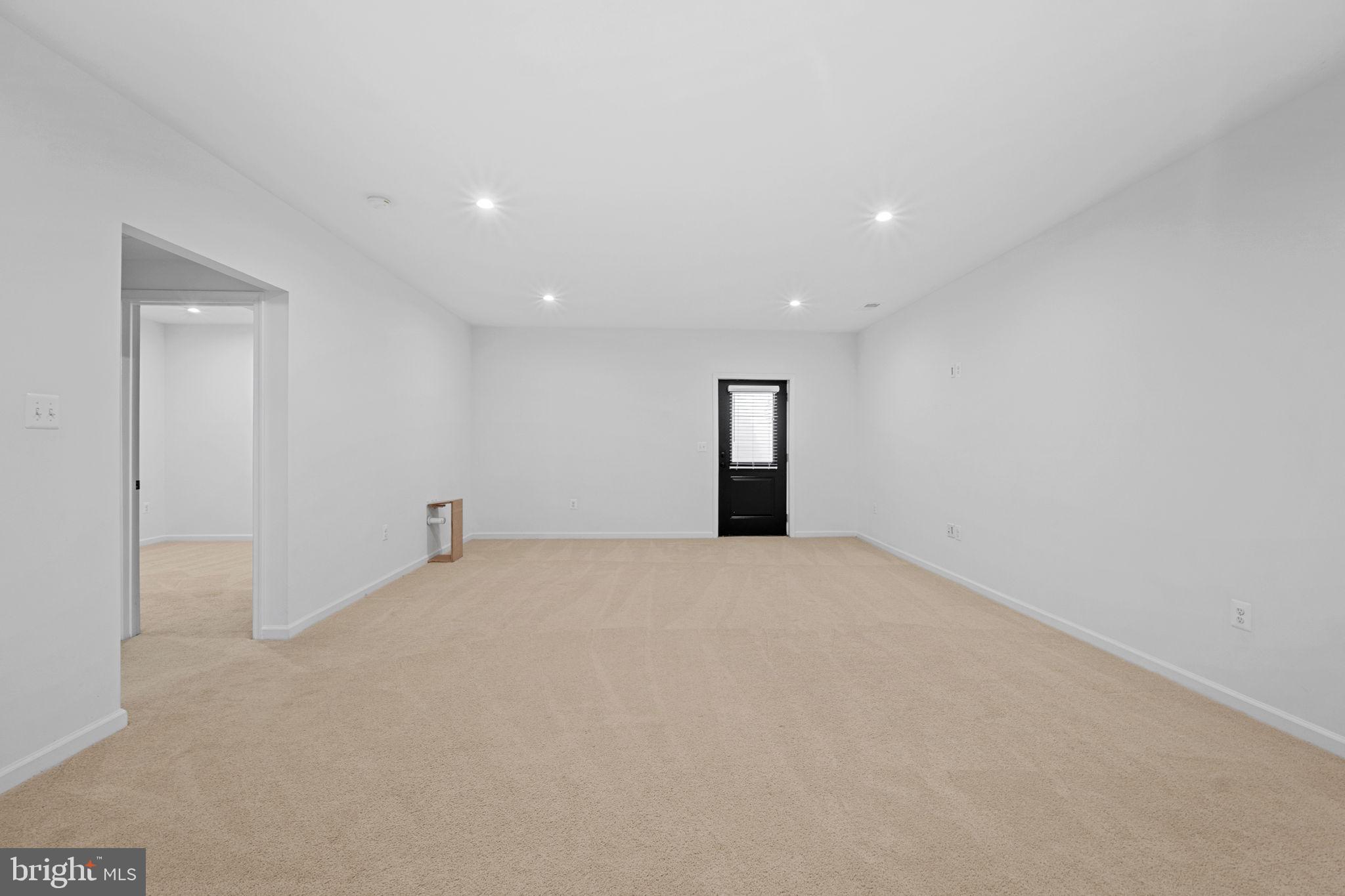 POTOMAC SHORES - Residential