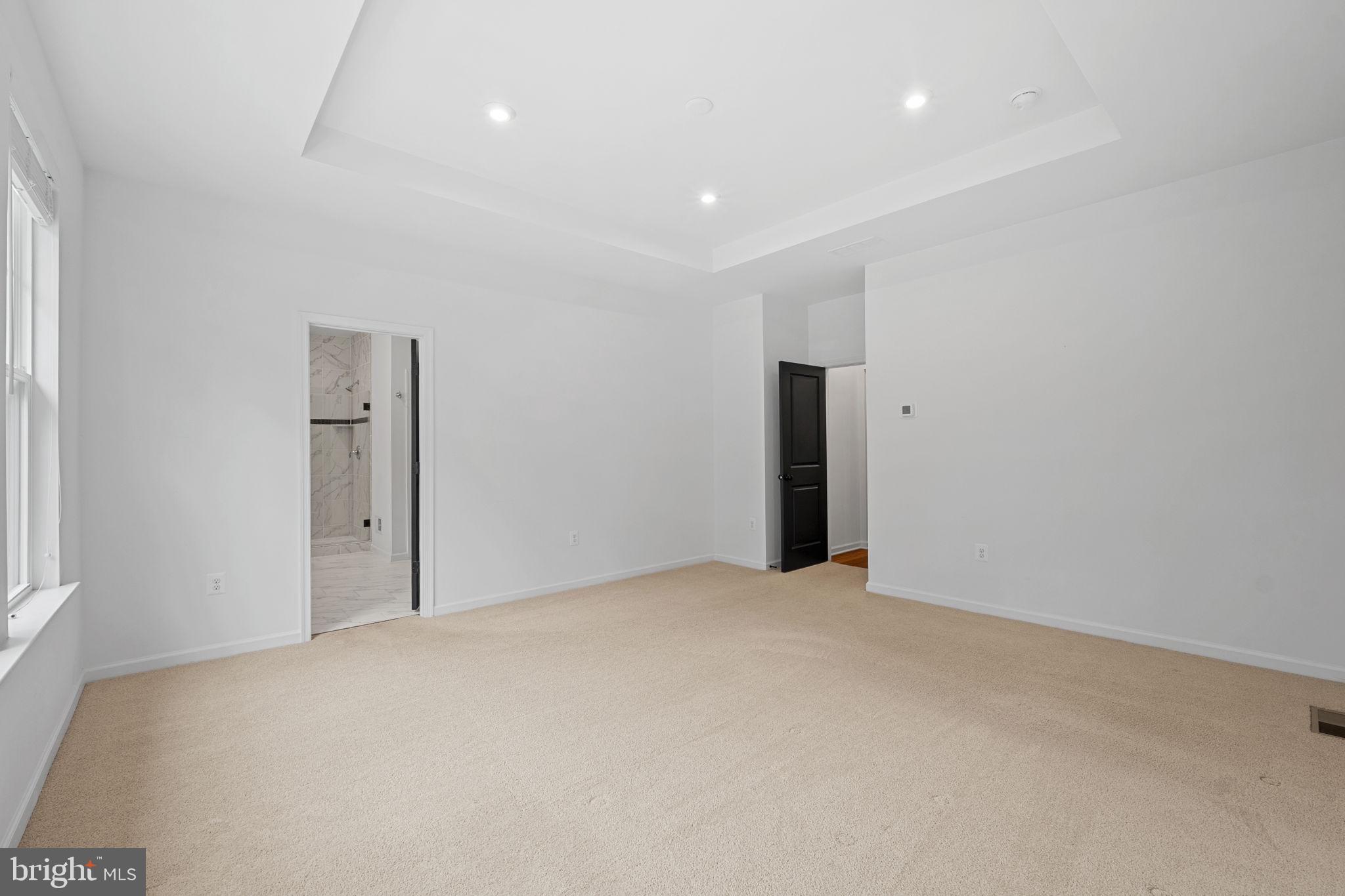 POTOMAC SHORES - Residential