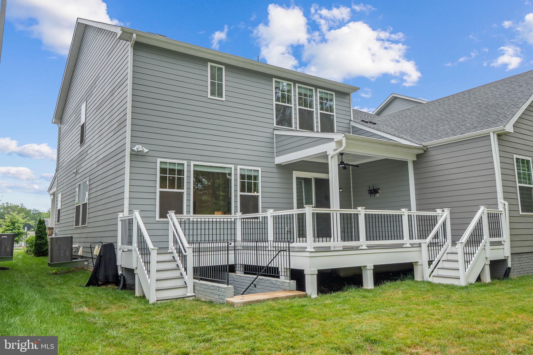 POTOMAC SHORES - Residential