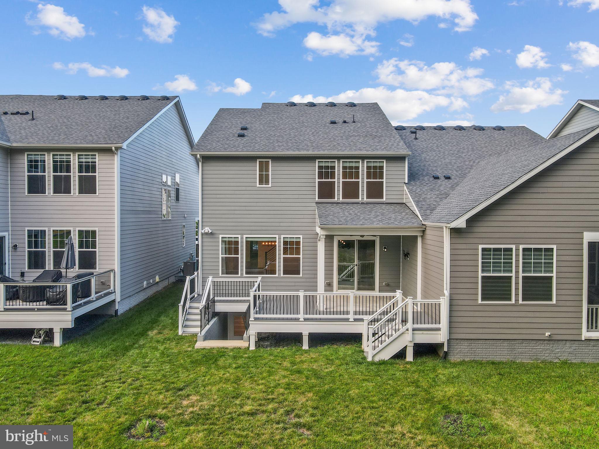 POTOMAC SHORES - Residential