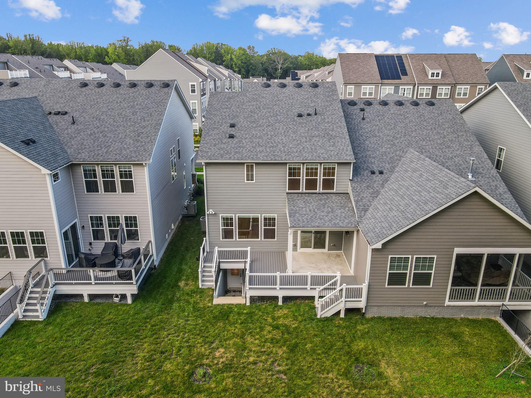 POTOMAC SHORES - Residential