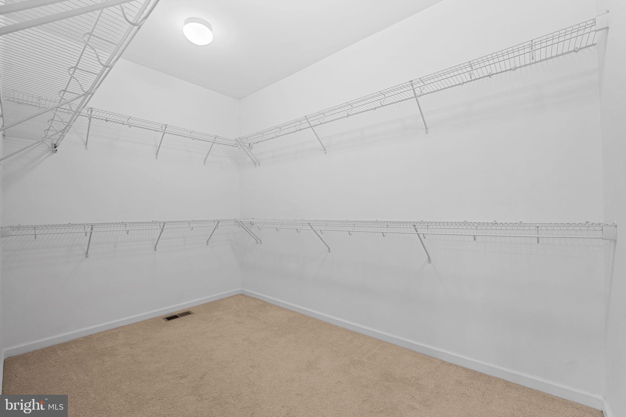 POTOMAC SHORES - Residential