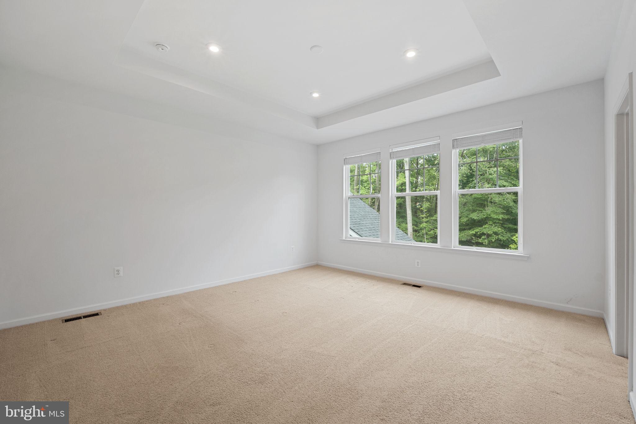 POTOMAC SHORES - Residential