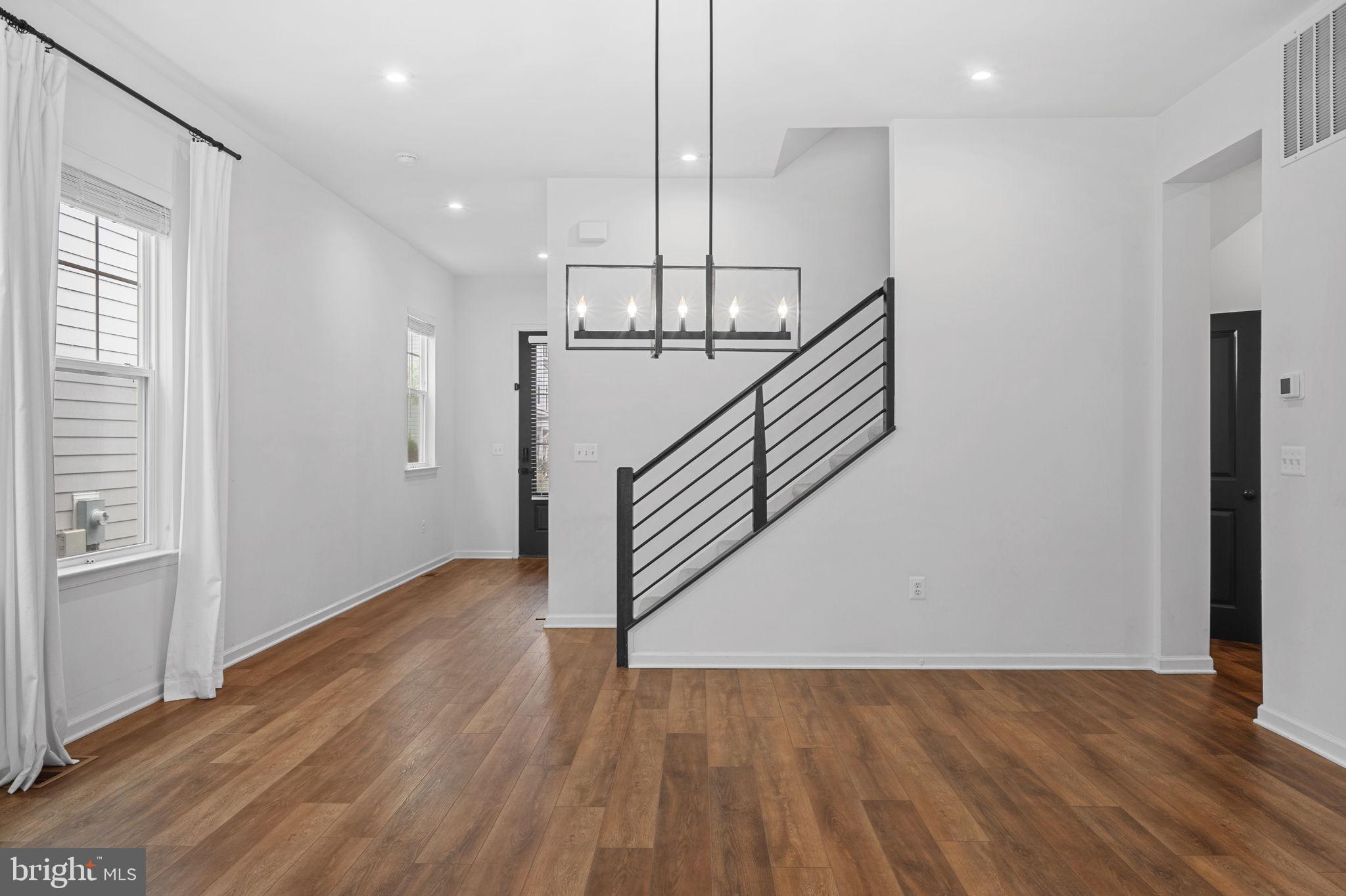 POTOMAC SHORES - Residential