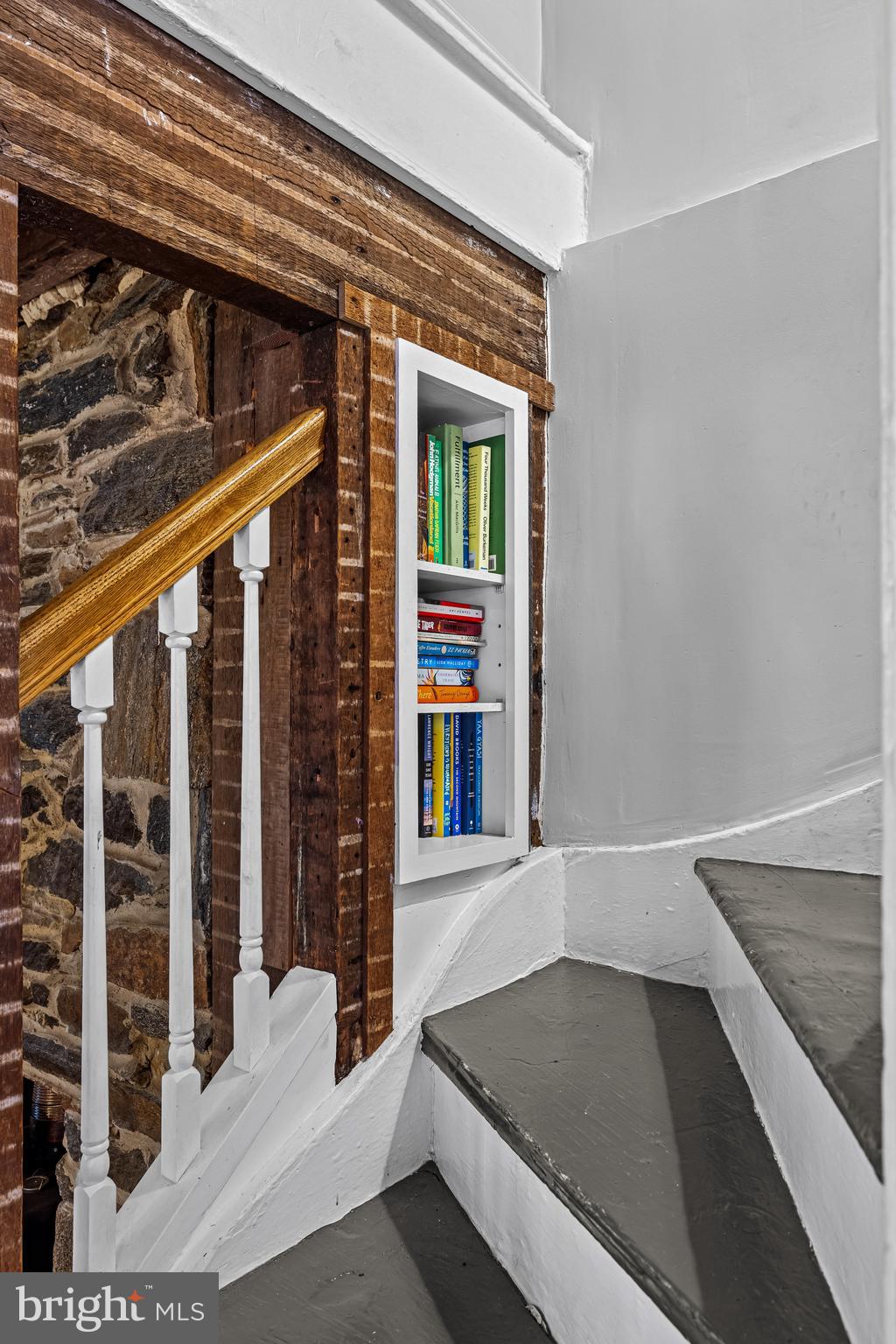 HAMPDEN HISTORIC DISTRICT - Residential