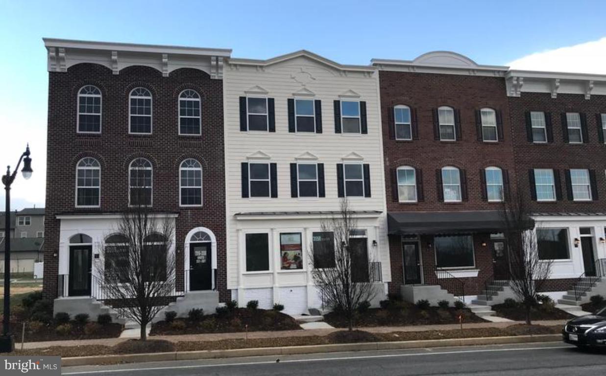 Rent includes all utilities is $1,500/month. Top floor apartment located in the Urbana Village live and work area. One bedroom level with double door entrances. Free parking lot. Walk to Urbana Village shopping center - Giant Foods, banks, library, pools, restaurant. Easy access to I-270, Rd355 and Rd 80