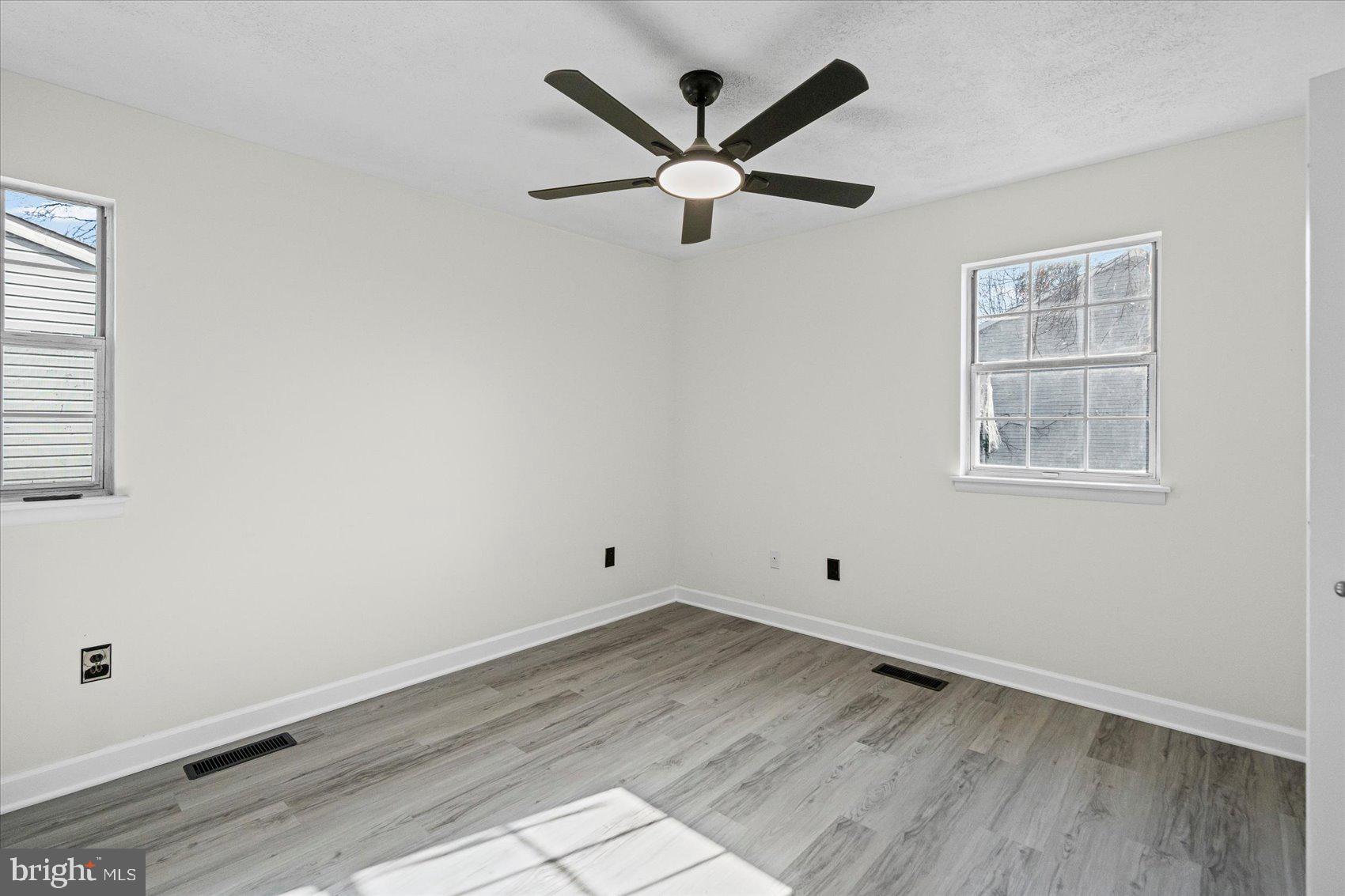 FERNDALE - Residential