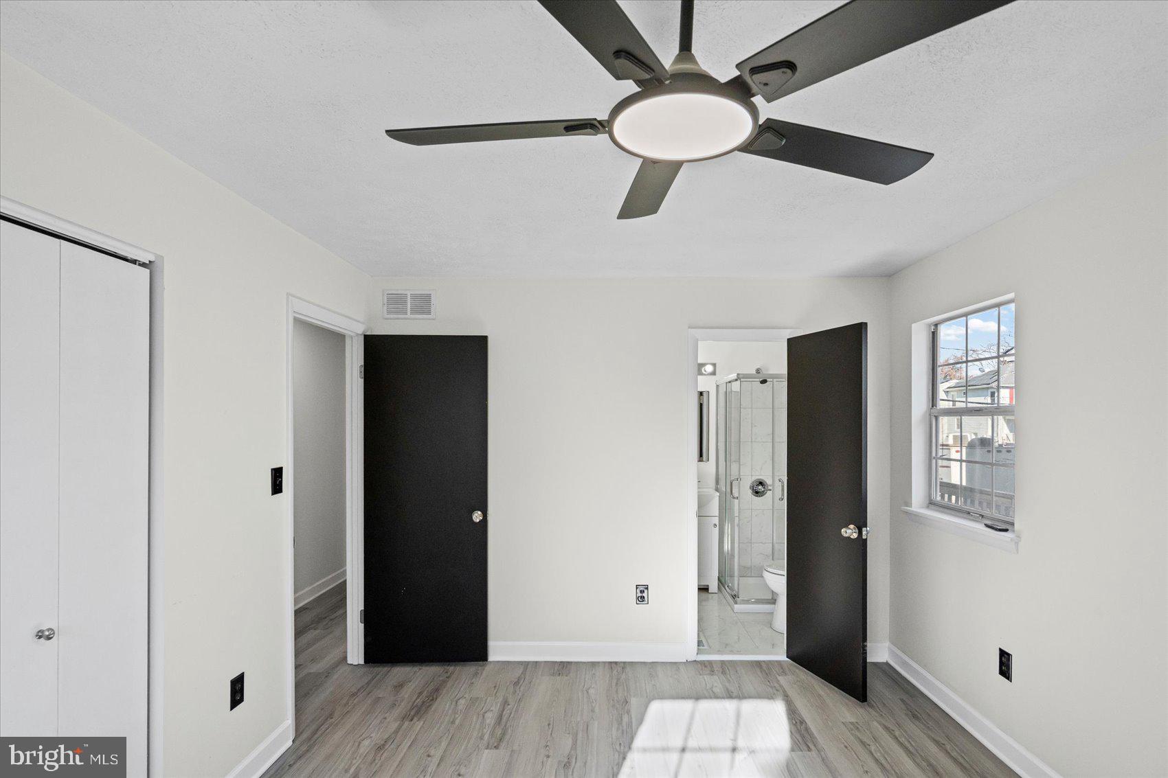 FERNDALE - Residential