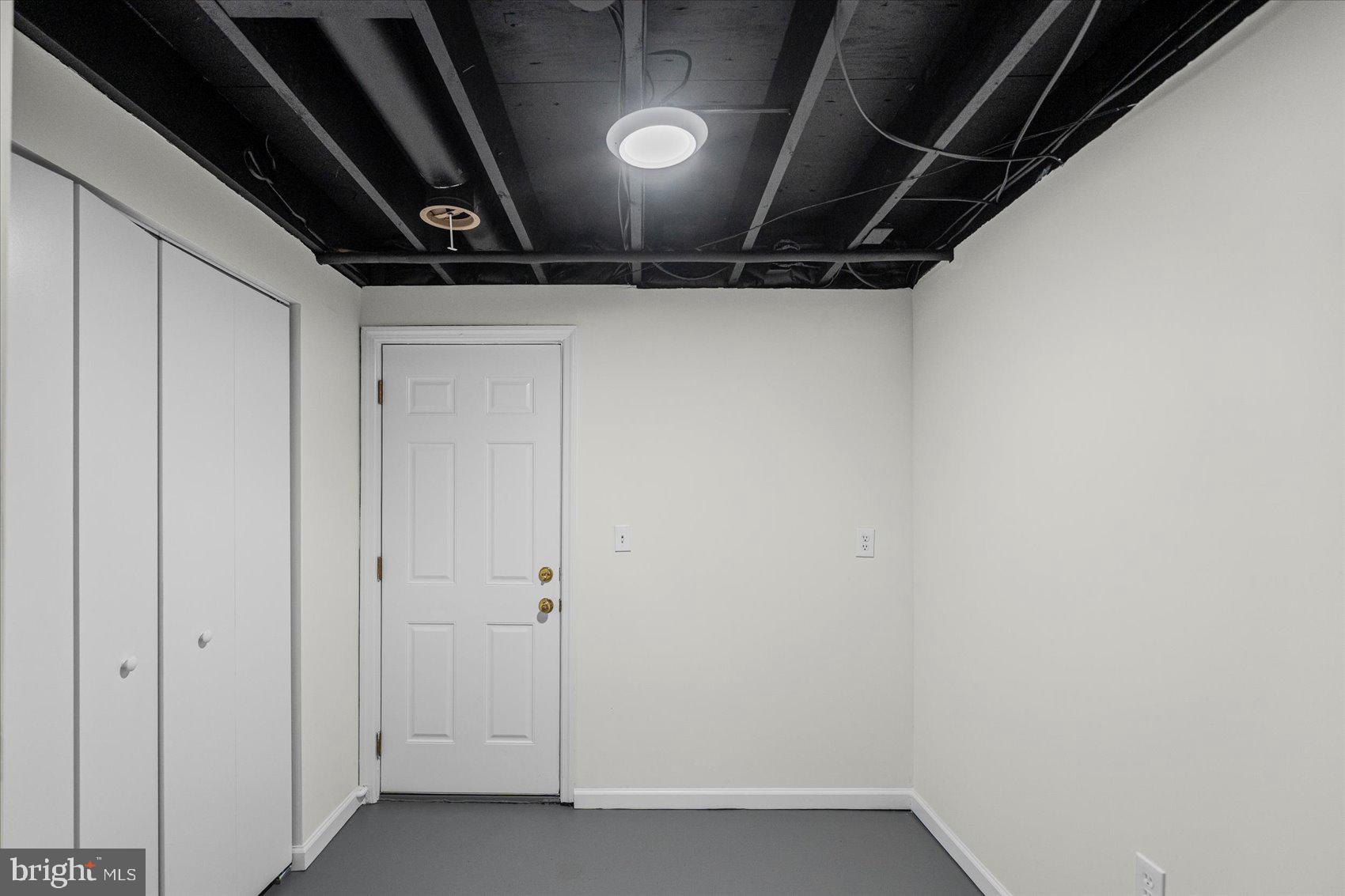 FERNDALE - Residential