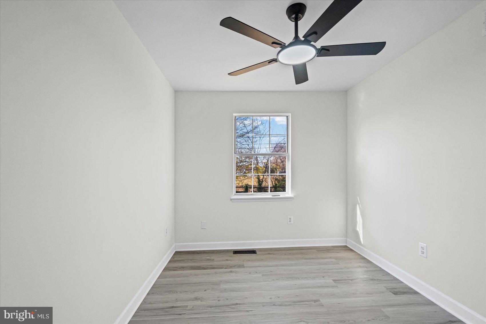 FERNDALE - Residential