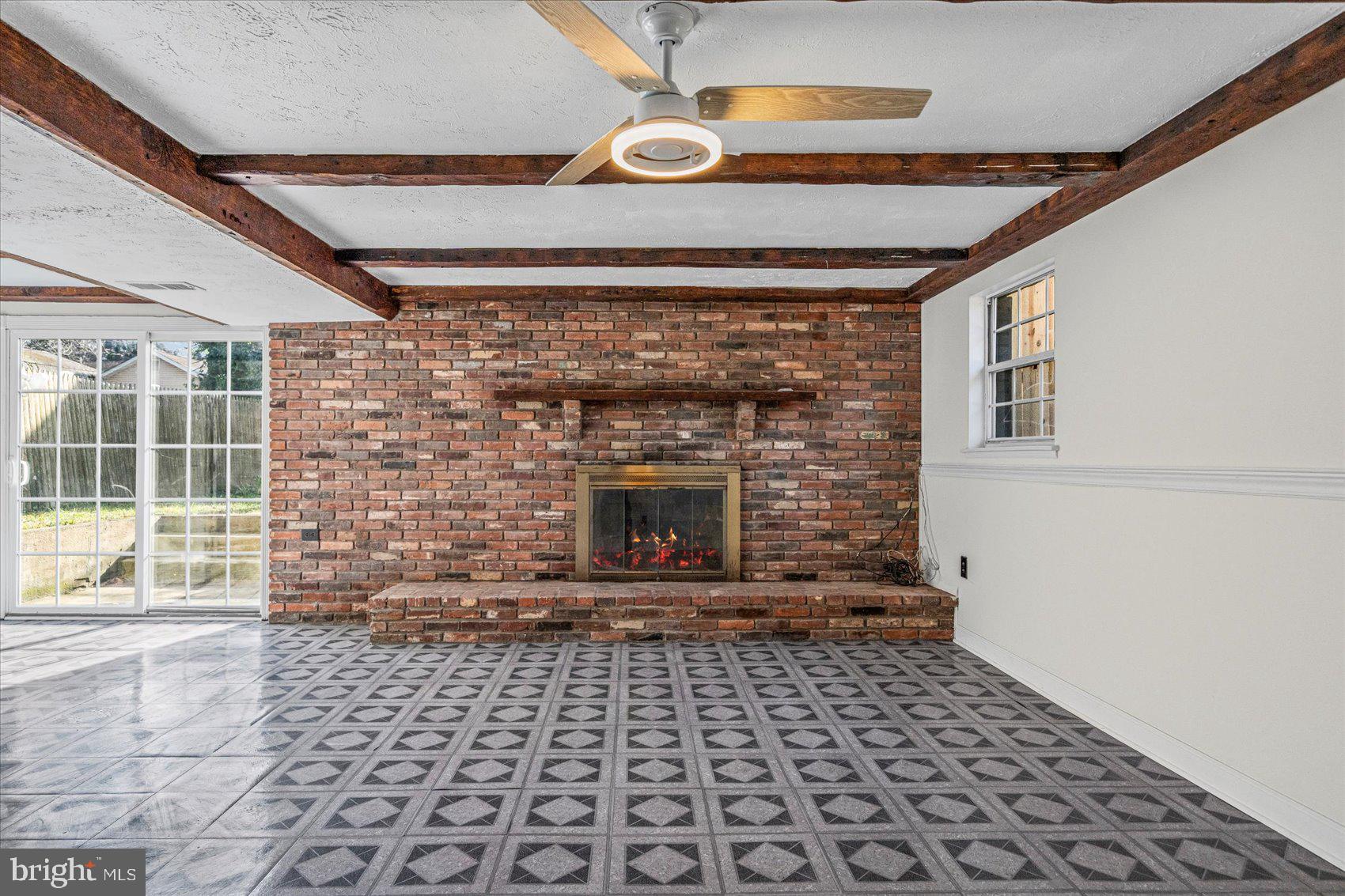 FERNDALE - Residential