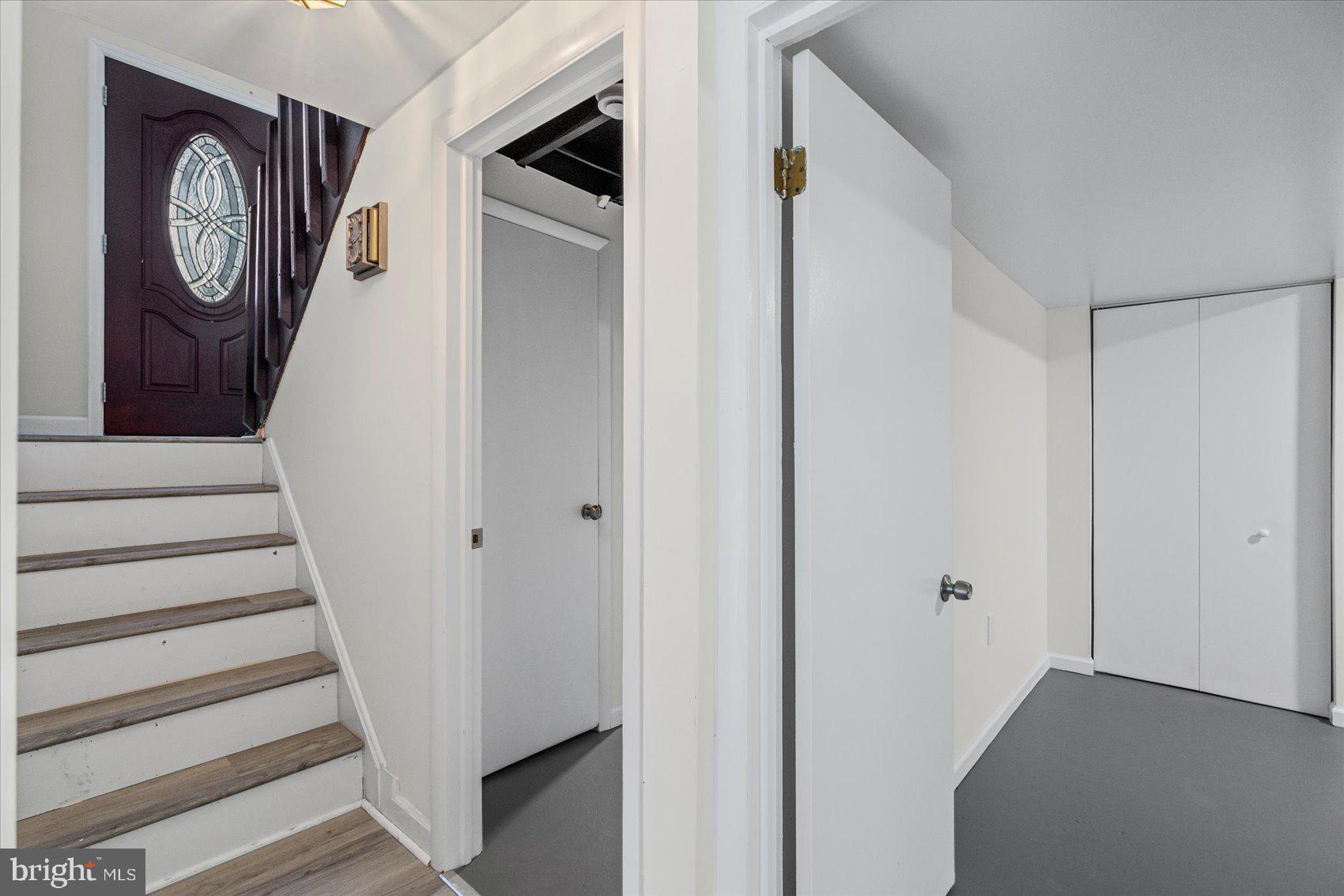 FERNDALE - Residential