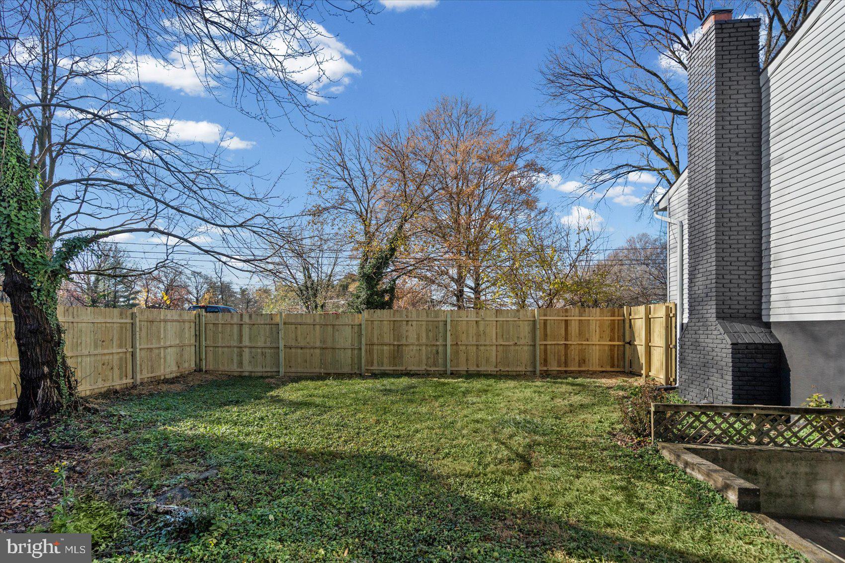 FERNDALE - Residential