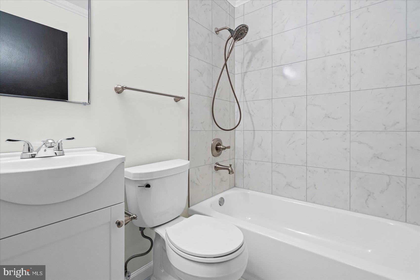 FERNDALE - Residential